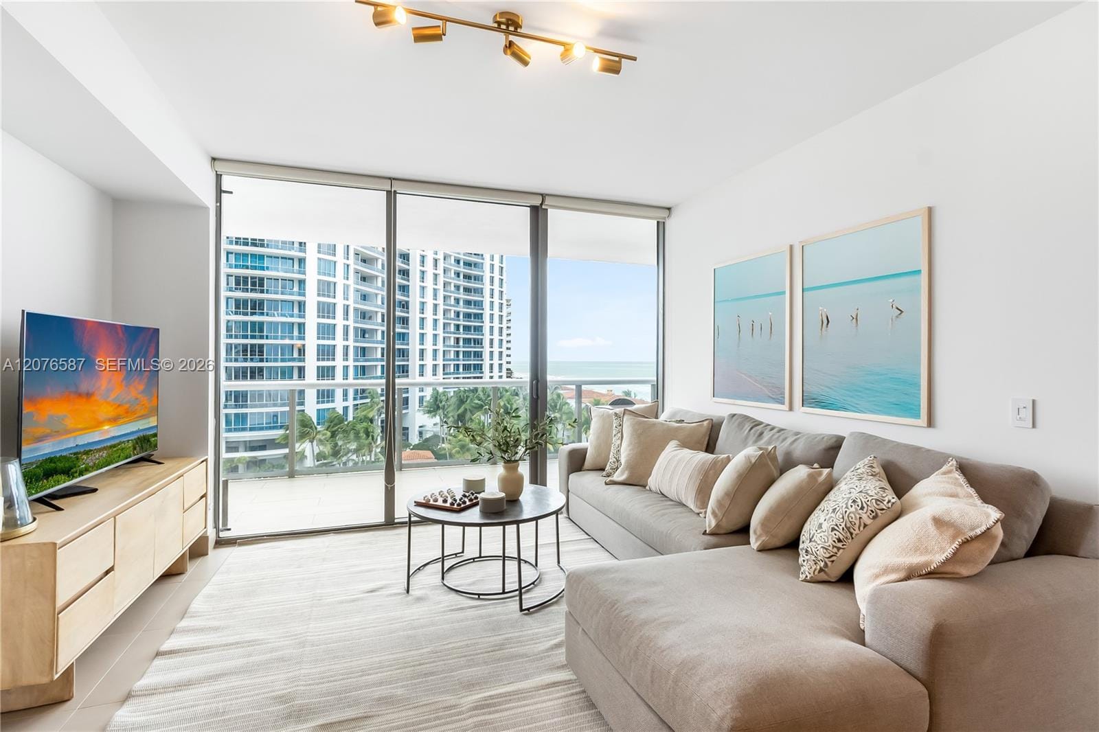 5875 Collins Avenue 903, Miami Beach, FL 33140 photo 2