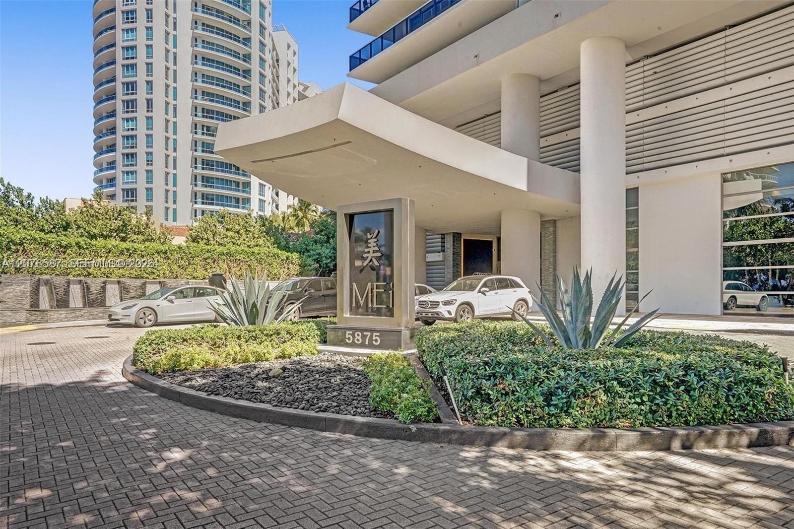 5875 Collins Avenue 903, Miami Beach, FL 33140 photo 27