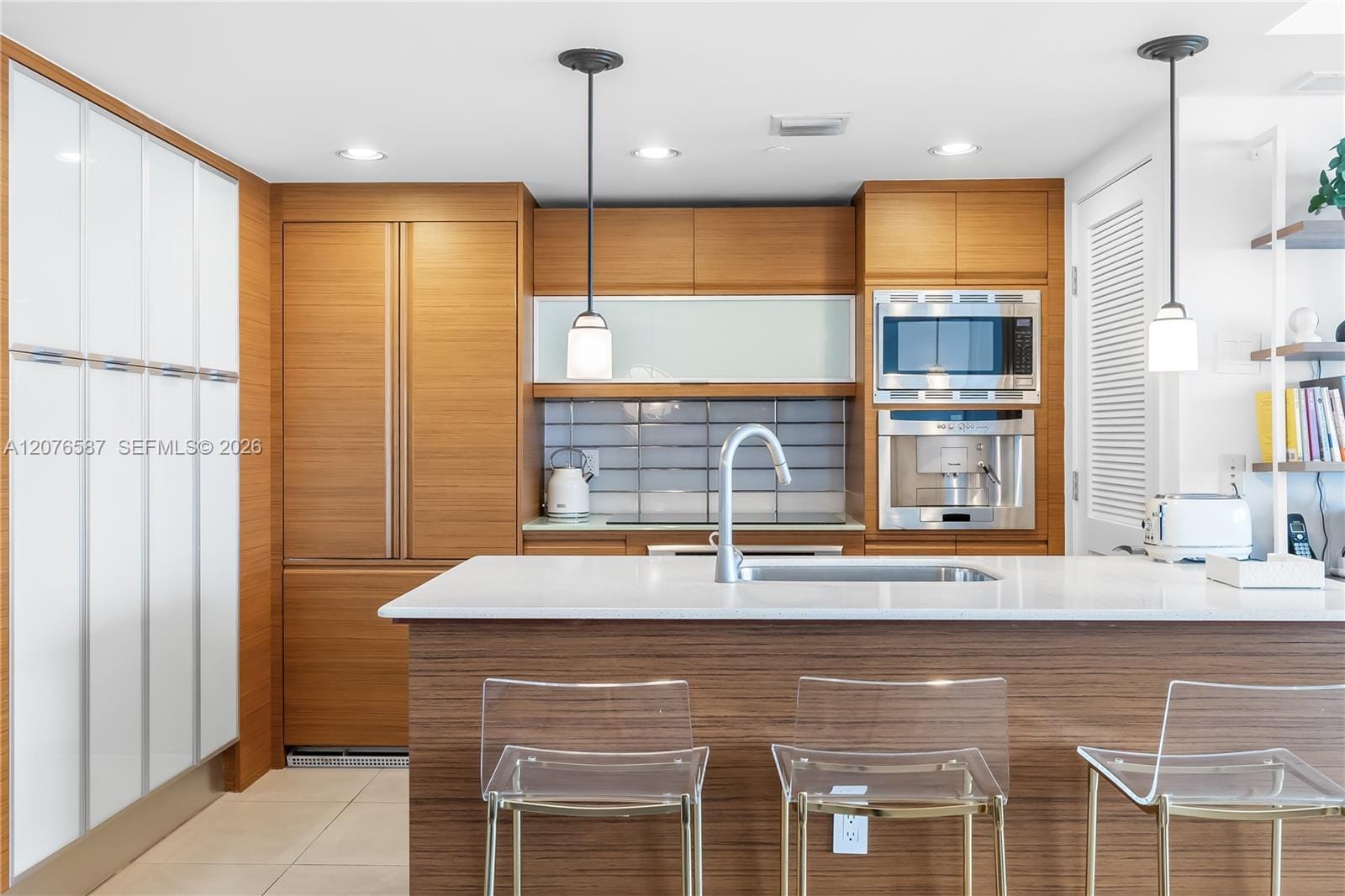 5875 Collins Avenue 903, Miami Beach, FL 33140 photo 5
