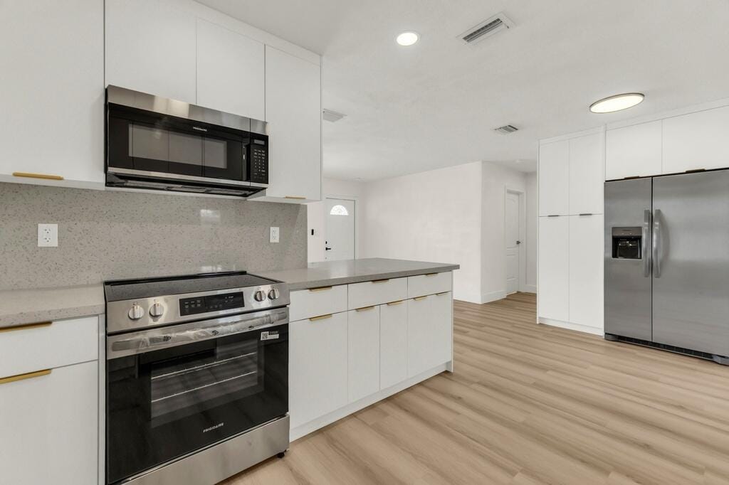 6340 Liberty Street — photo 3