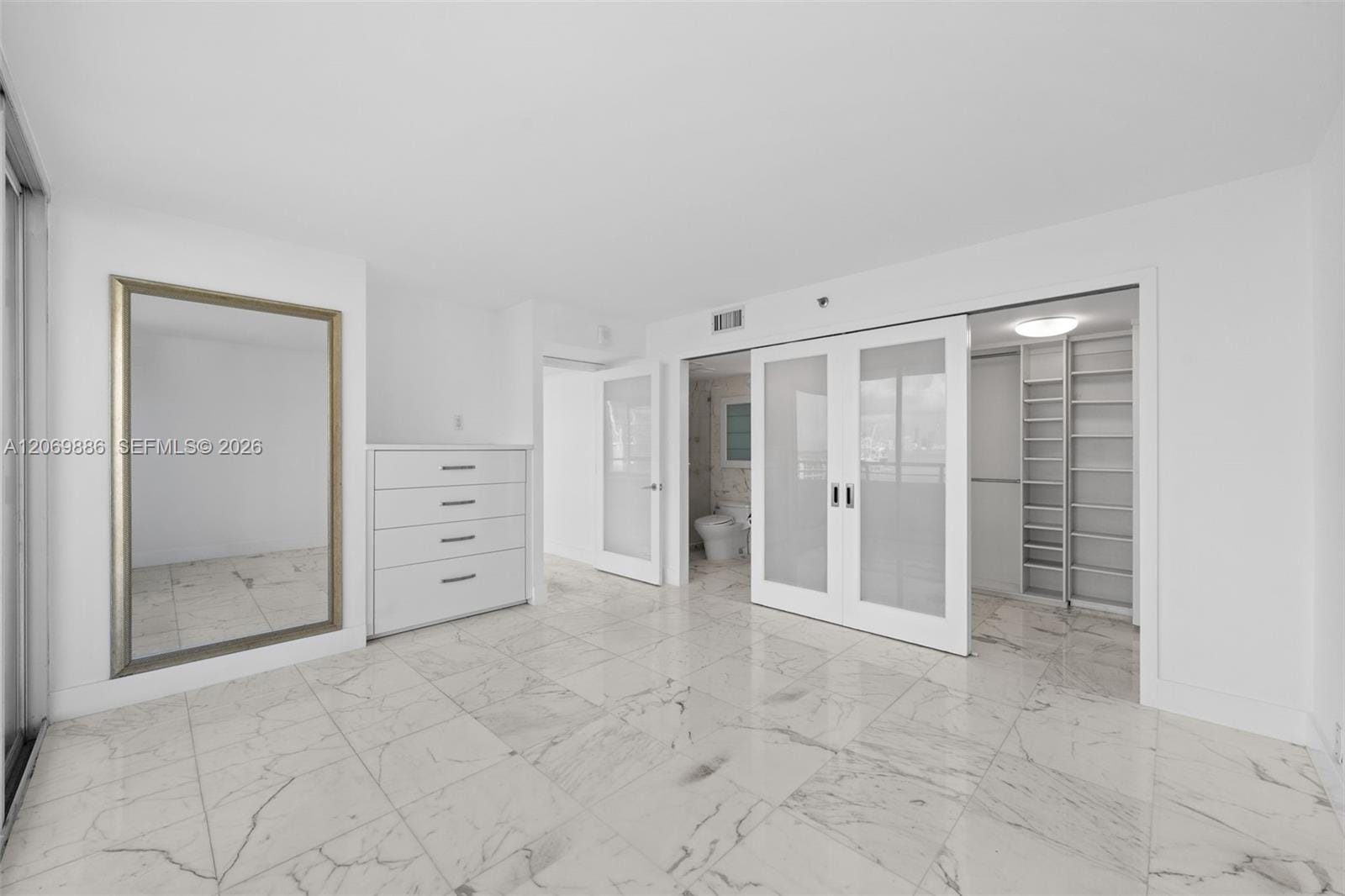 400 S Pointe Drive 1905 — photo 3
