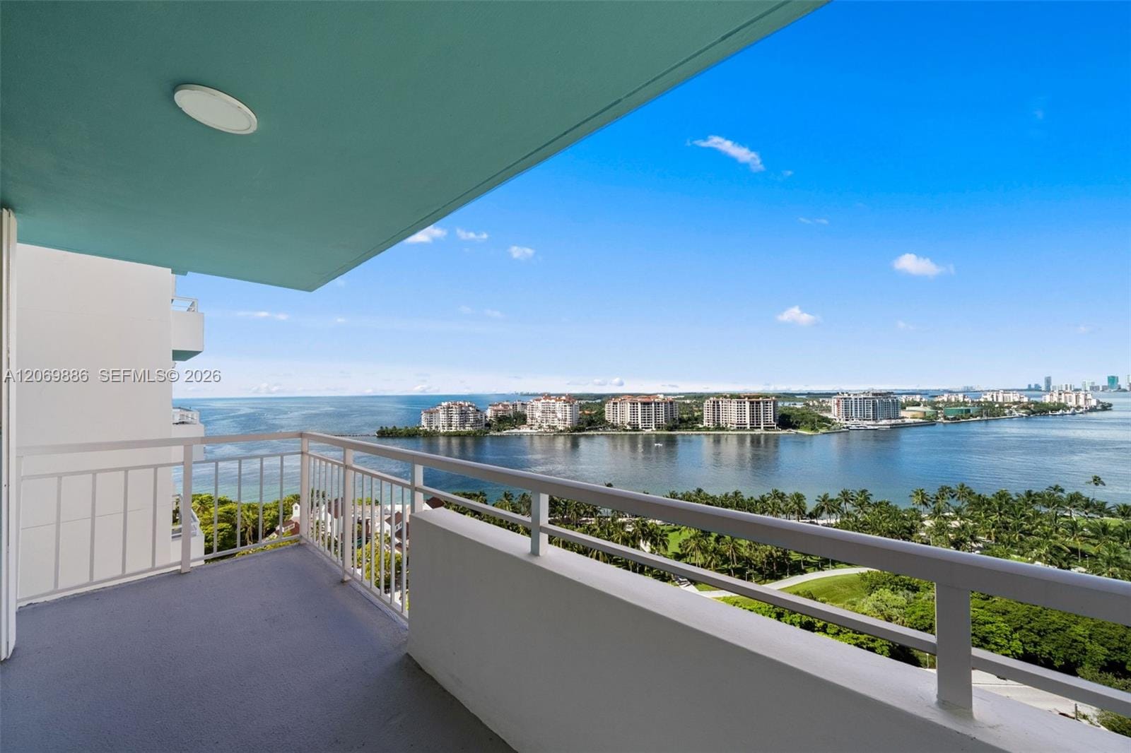 400 S Pointe Drive 1905, Miami Beach, FL 33139