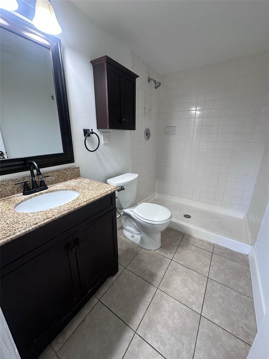 10049 Winding Lake Road 103 — photo 4