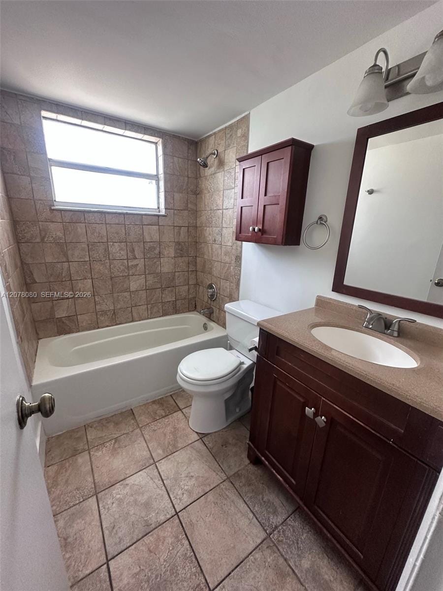 10049 Winding Lake Road 103 — photo 5