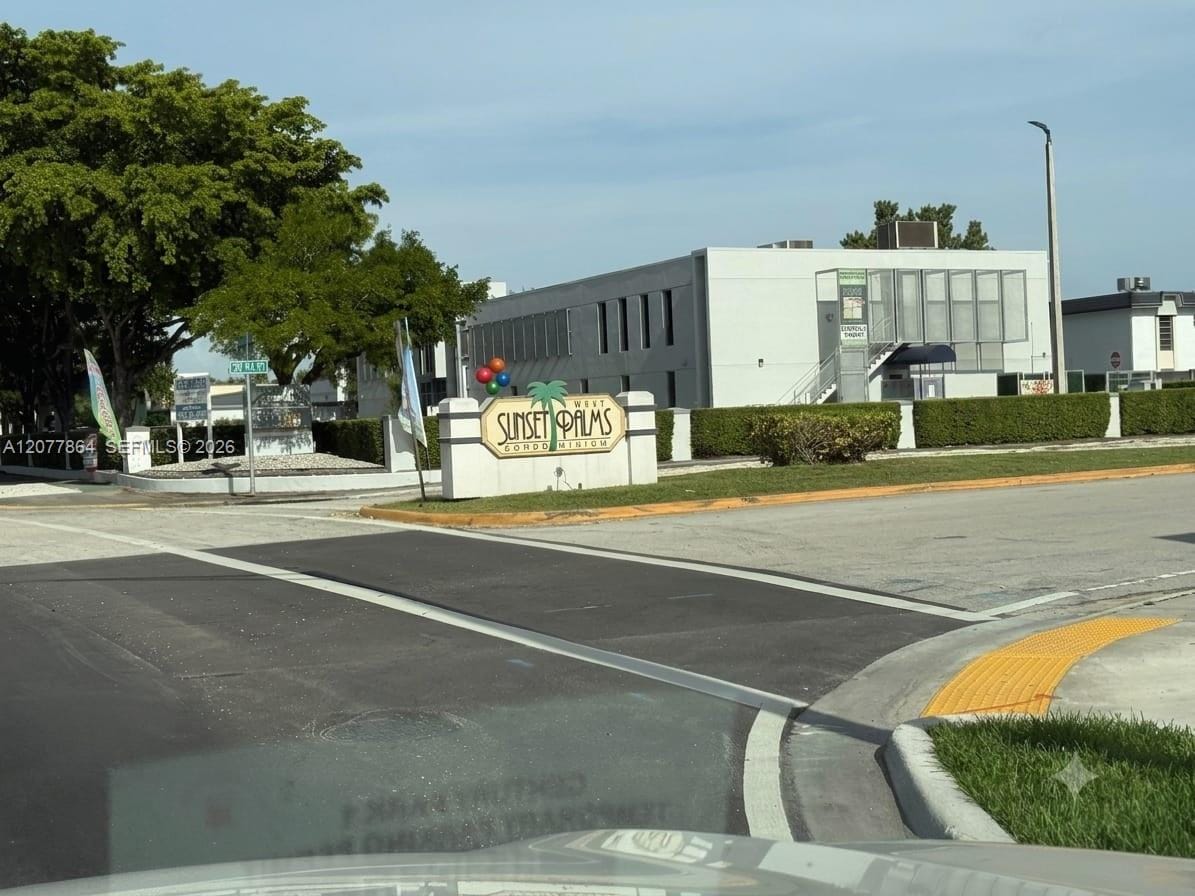 7235 SW 94th Place J3, Miami, FL 33173 photo 4