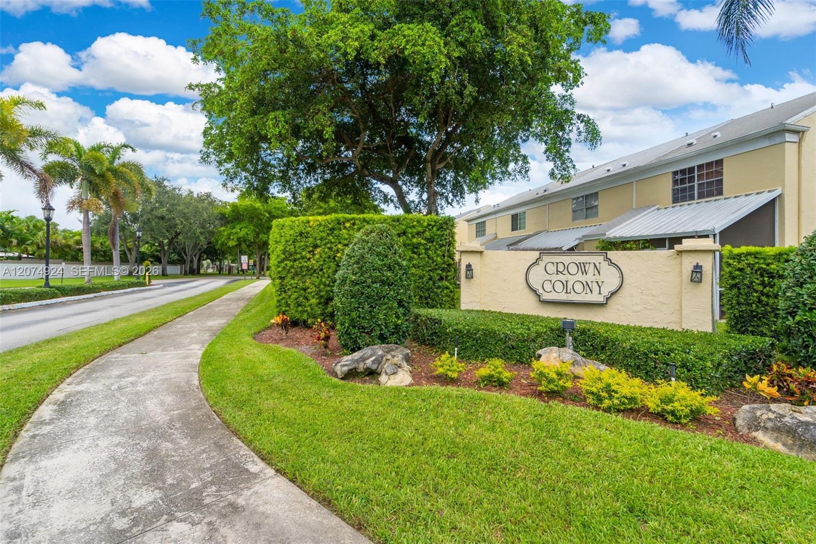 2916 Dorchester Lane, Cooper City, FL 33026 photo 22
