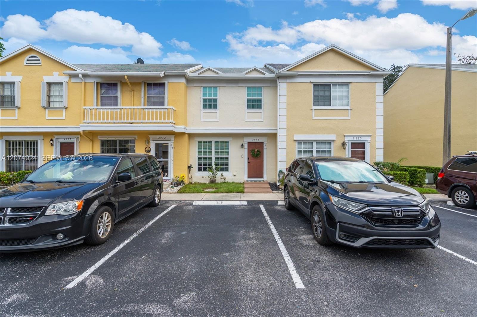 2916 Dorchester Lane, Cooper City, FL 33026