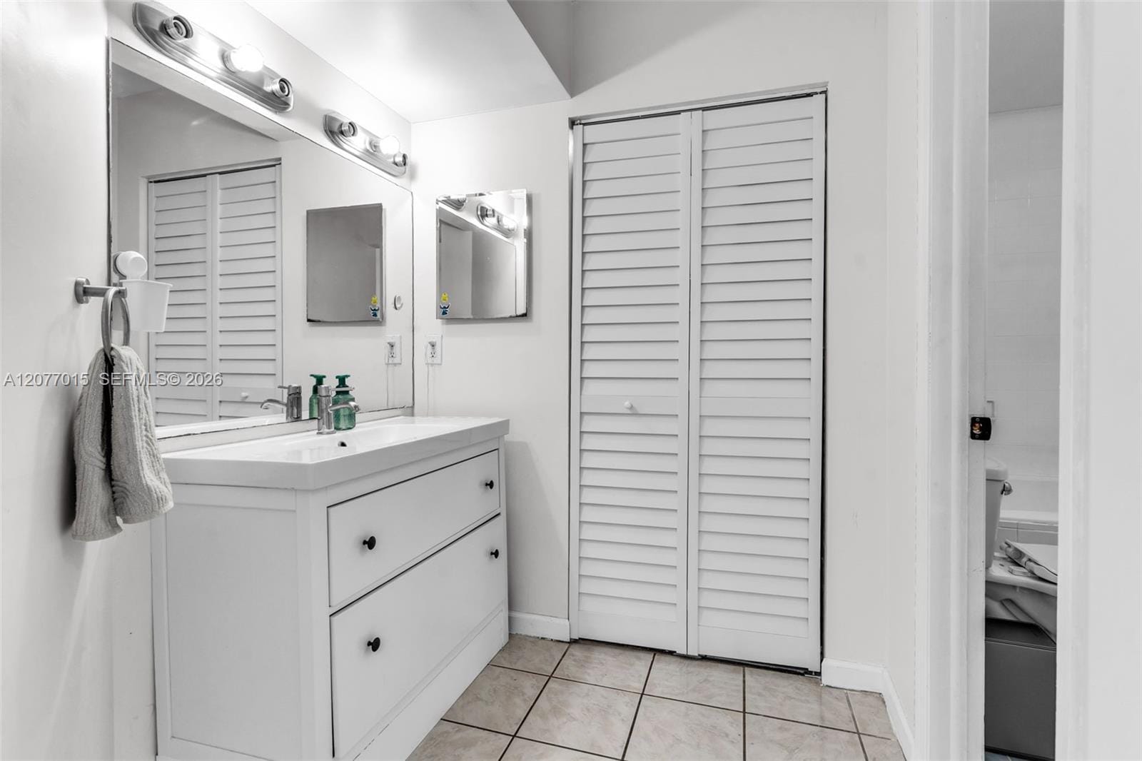 8407 SW 208th Terrace, Cutler Bay, FL 33189 photo 13