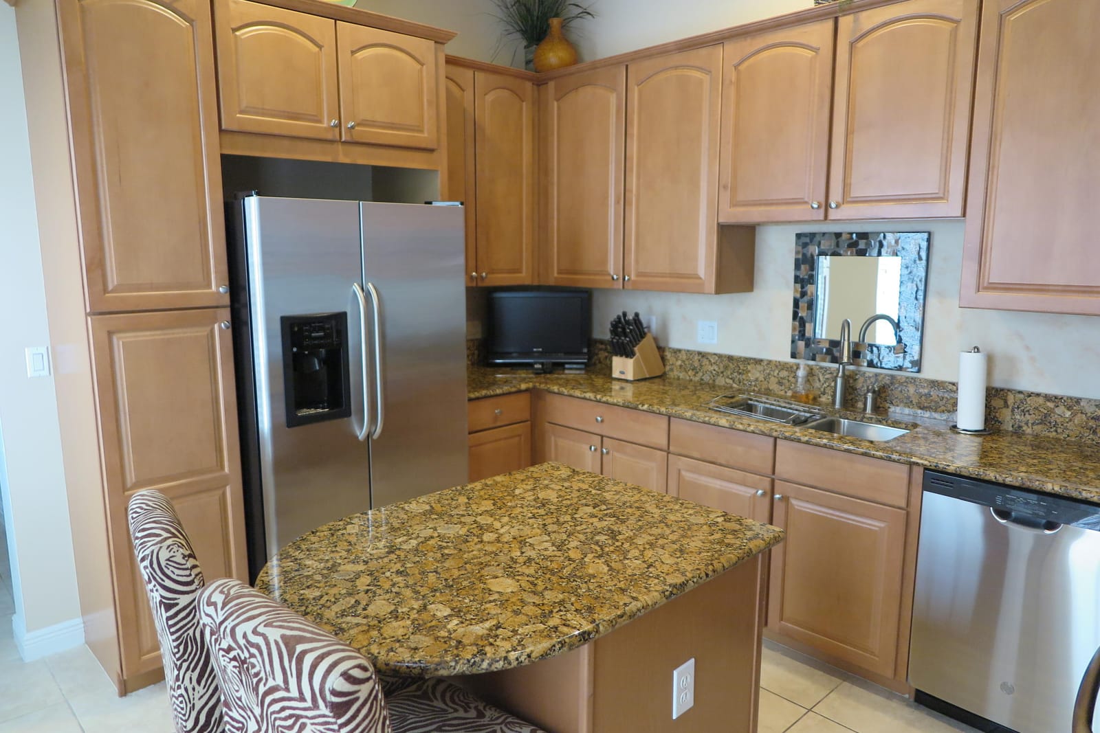 819 NW 82nd Place 819 — photo 8