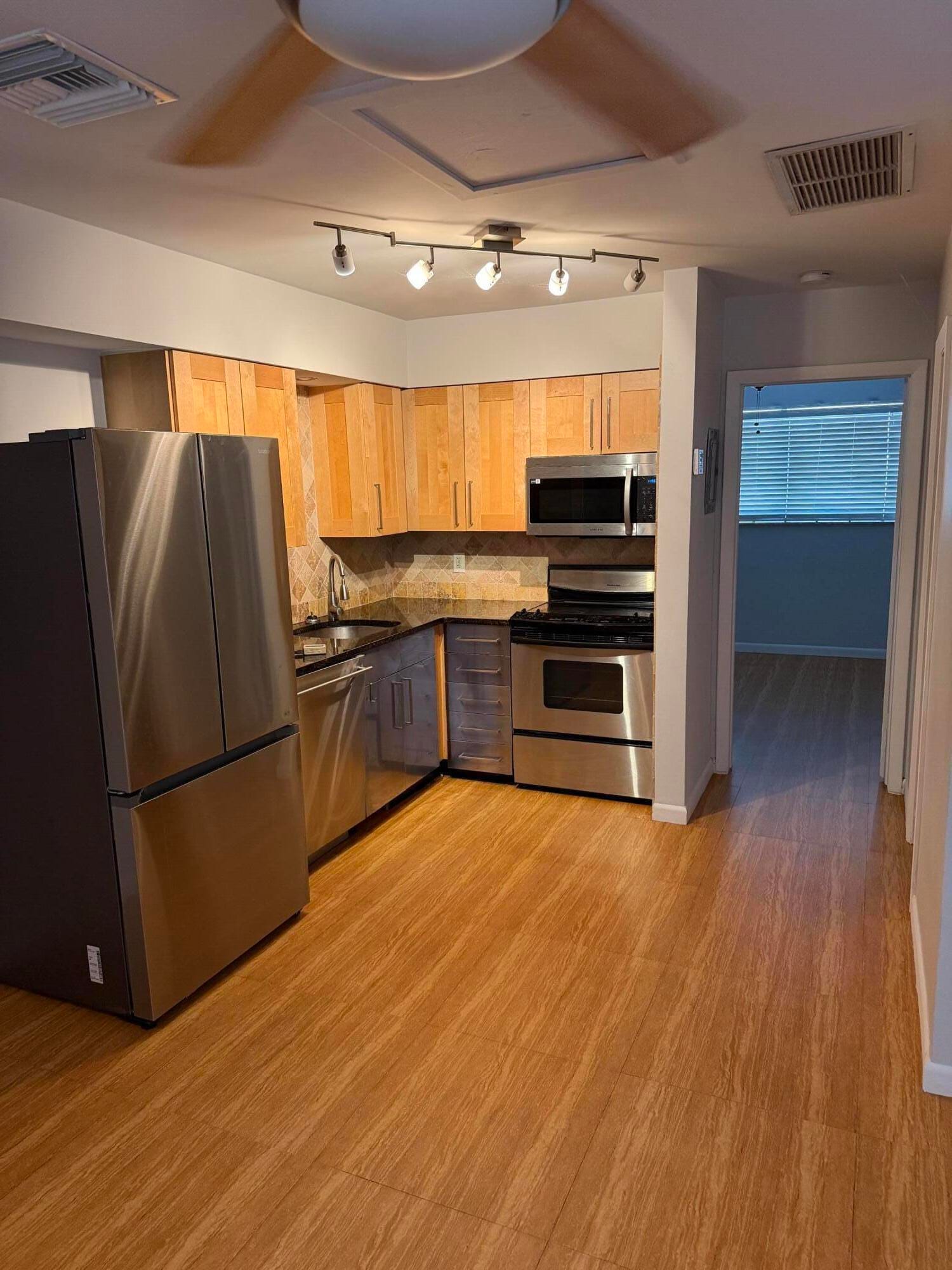713 SE 18th Street, Fort Lauderdale, FL 33316