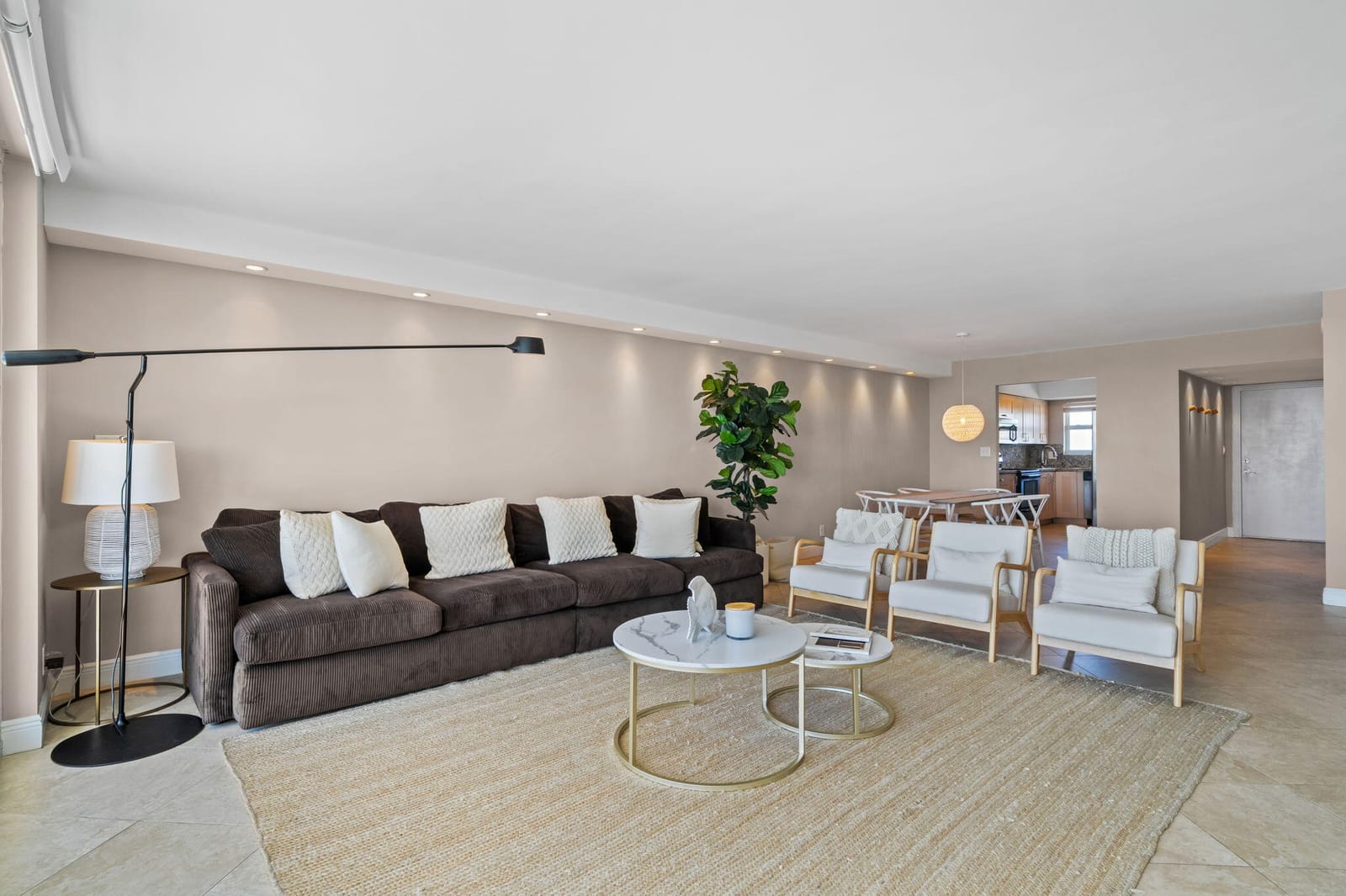 511 BAYSHORE Drive 810 — photo 4