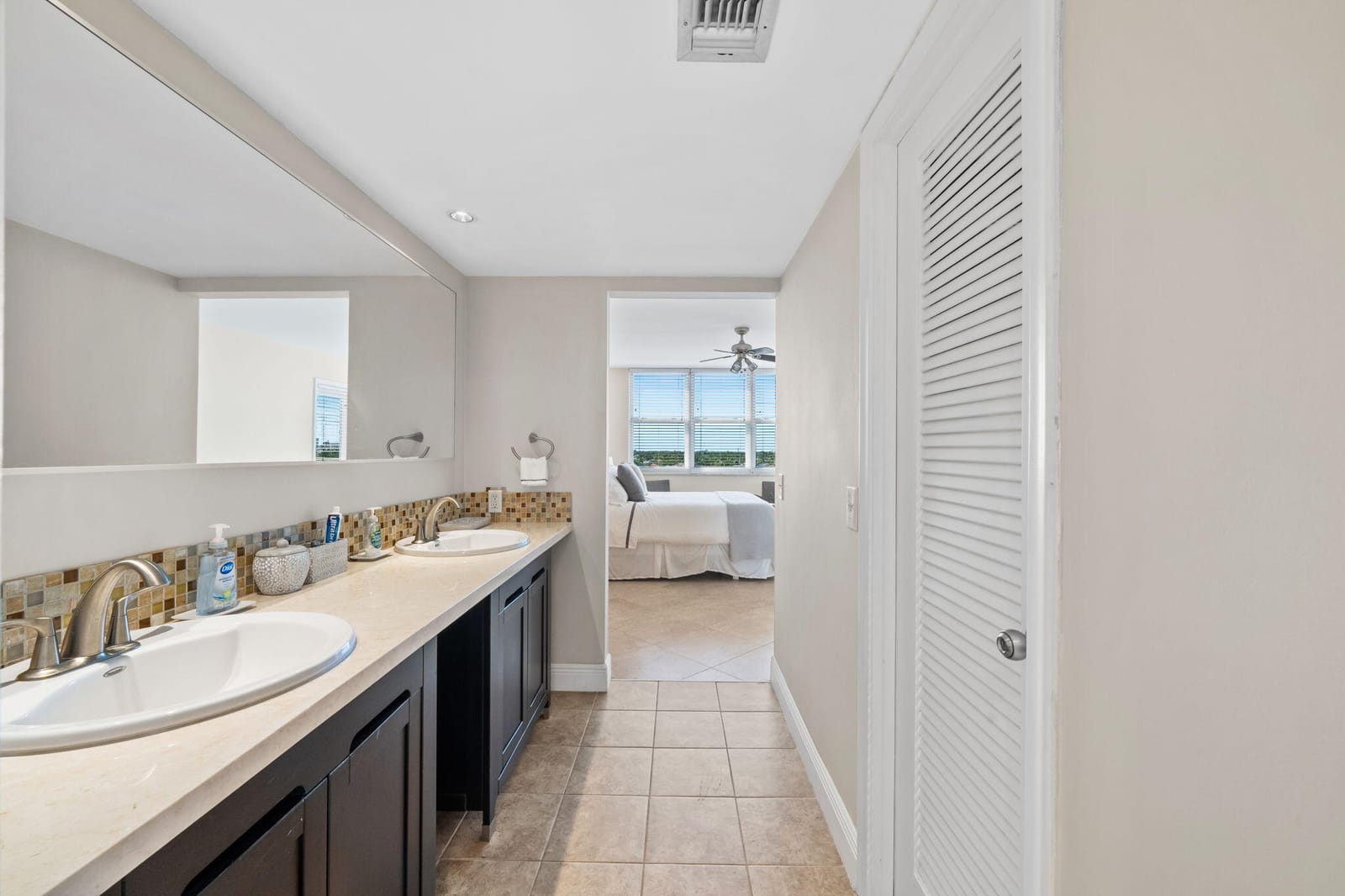 511 BAYSHORE Drive 810 — photo 6