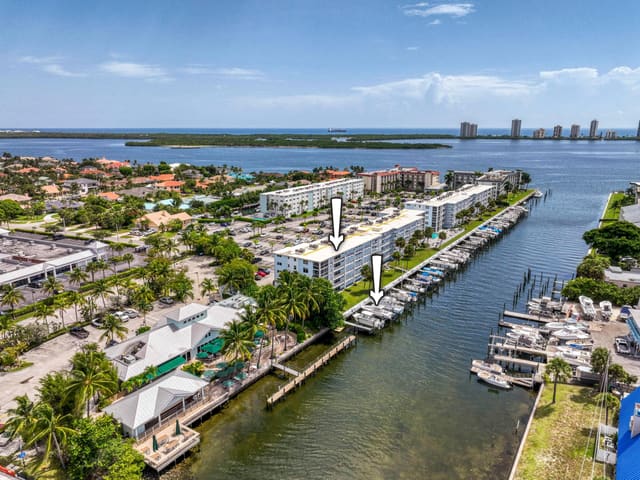 108 Paradise Harbour Boulevard 514 + Boat Slip 2, North Palm Beach, FL 33408