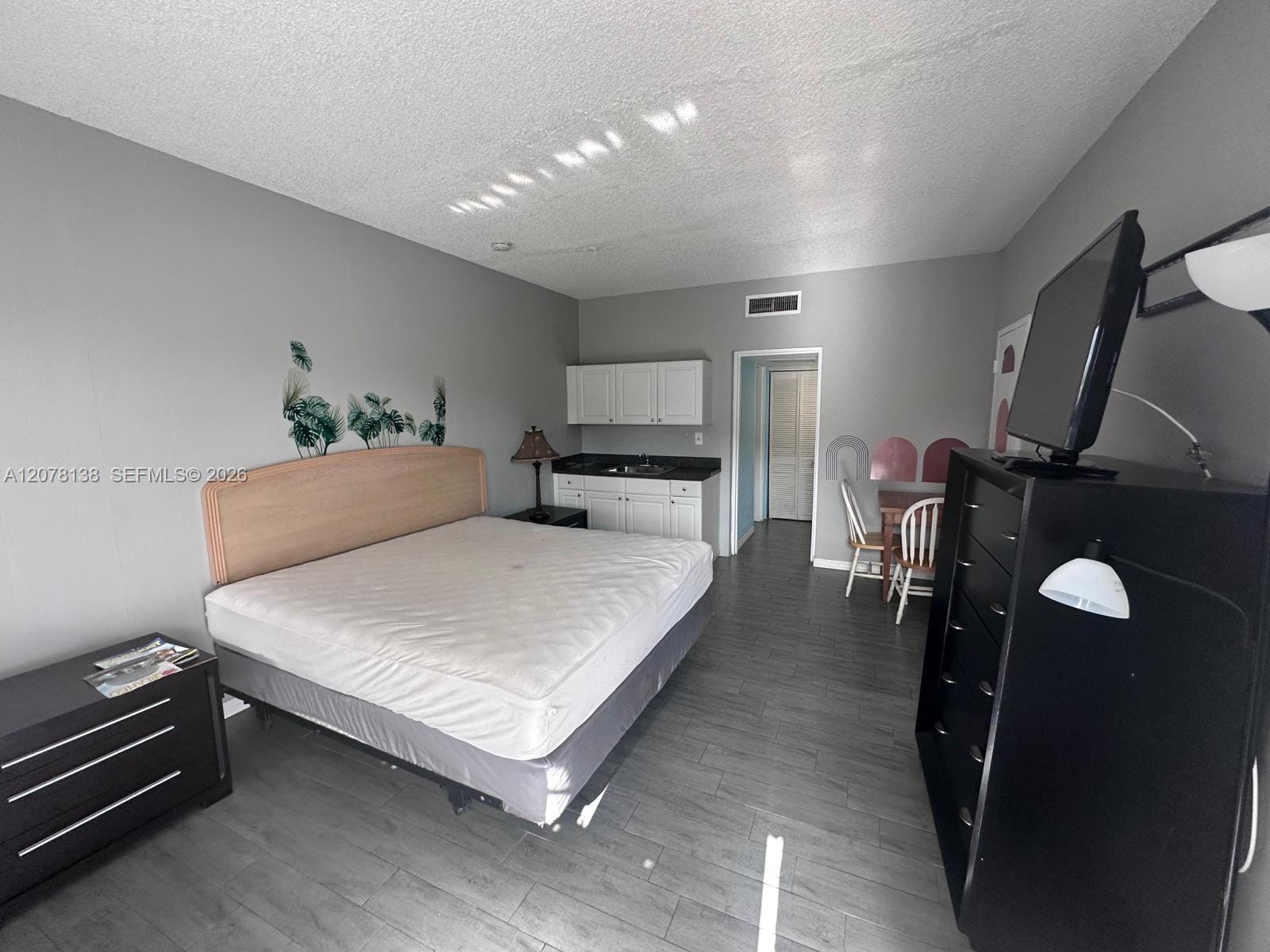 26 Diplomat Parkway 2342, Hallandale Beach, FL 33009