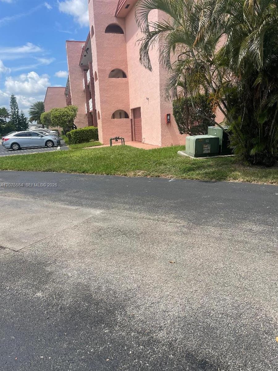 9400 Sunrise Lakes Boulevard 105, Sunrise, FL 33322 photo 24