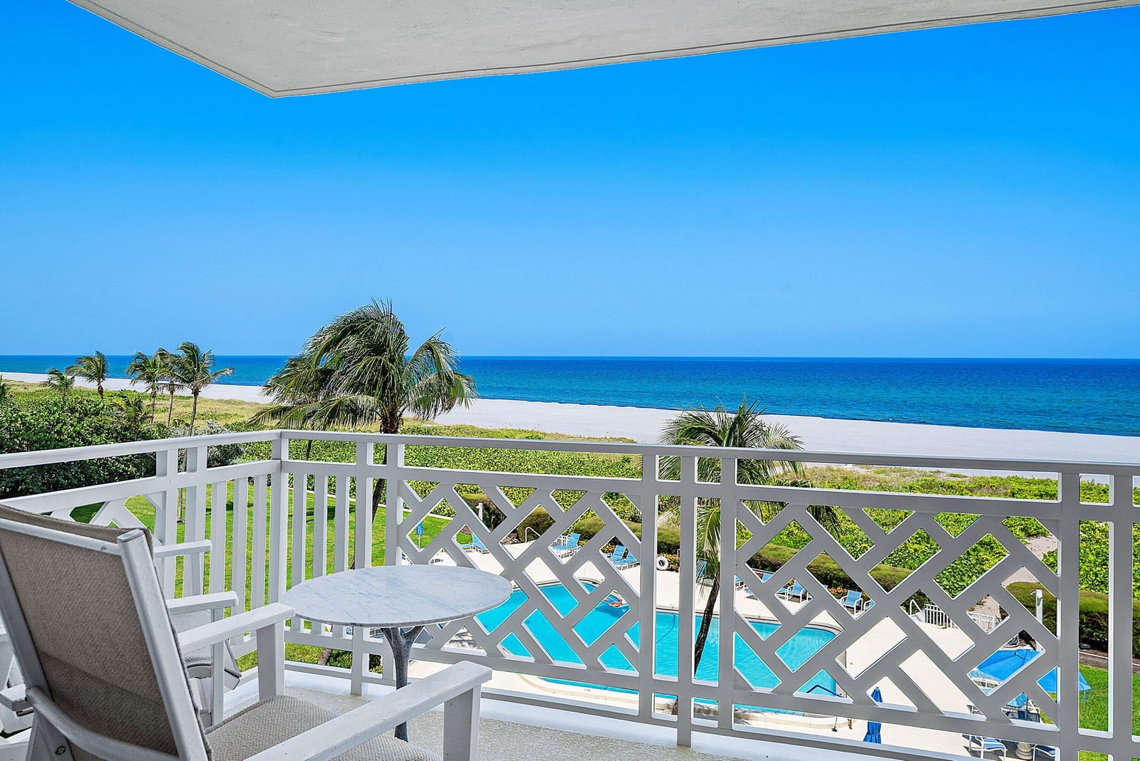 1225 S Ocean Boulevard 404, Delray Beach, FL 33483 photo 8