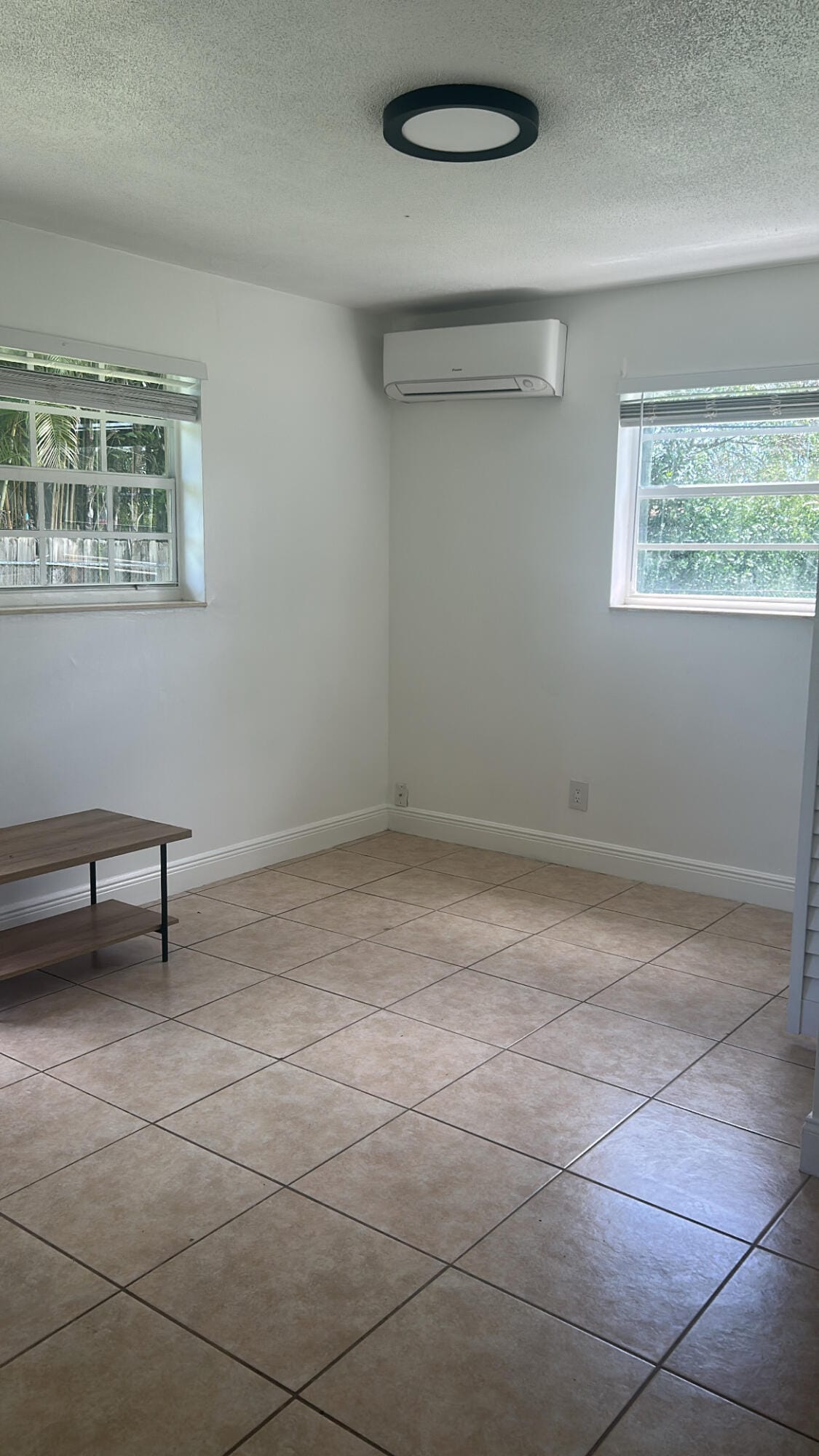 810 NW 40TH 1-3, Oakland Park, FL 33309