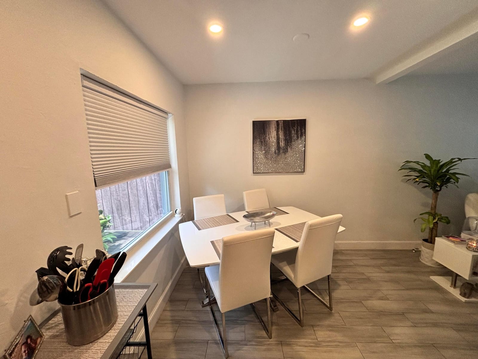 1345 NE 15TH Avenue 1 — photo 3