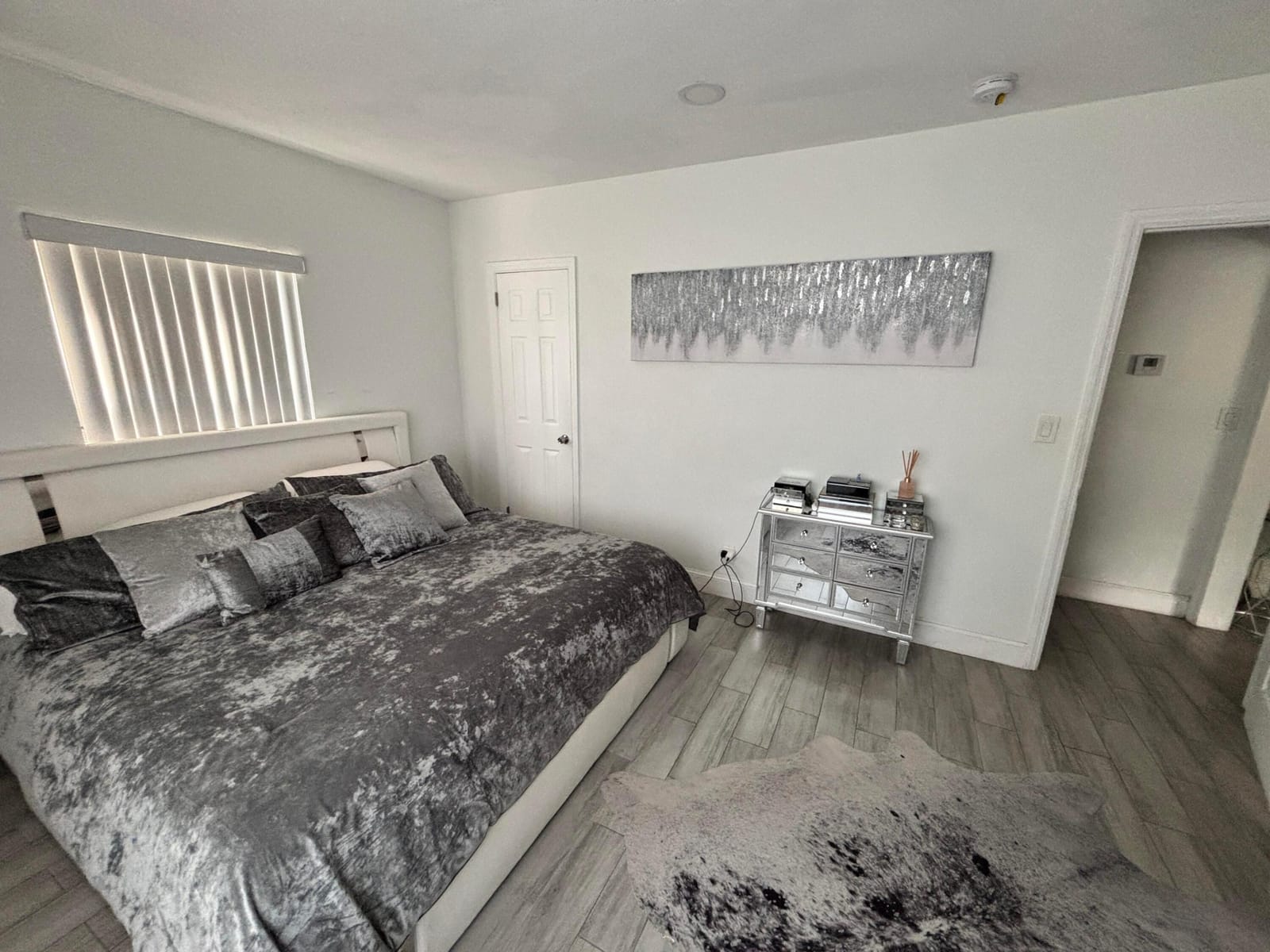 1345 NE 15TH Avenue 1 — photo 4
