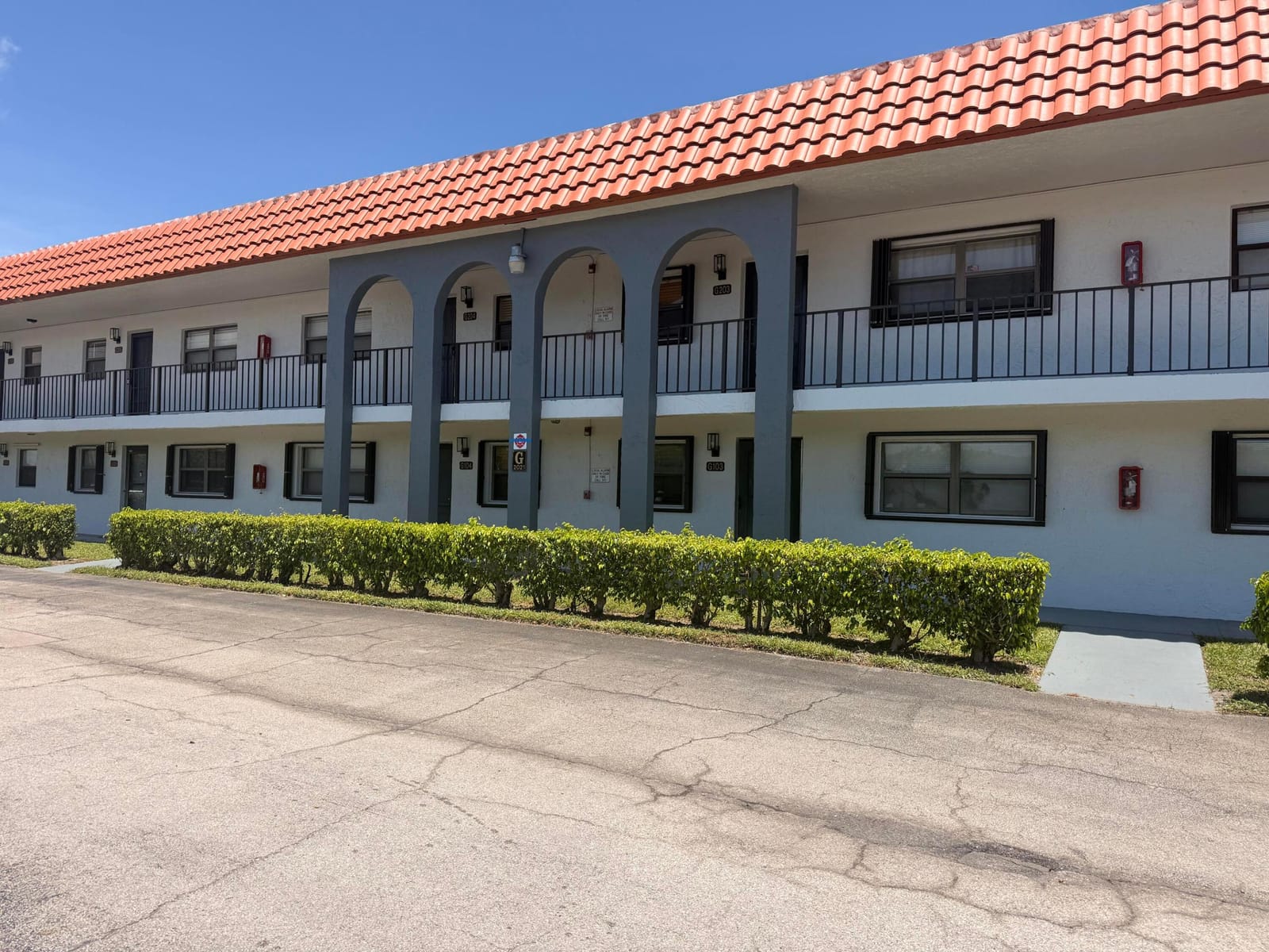 2141 W Woolbright Road L202, Boynton Beach, FL 33426