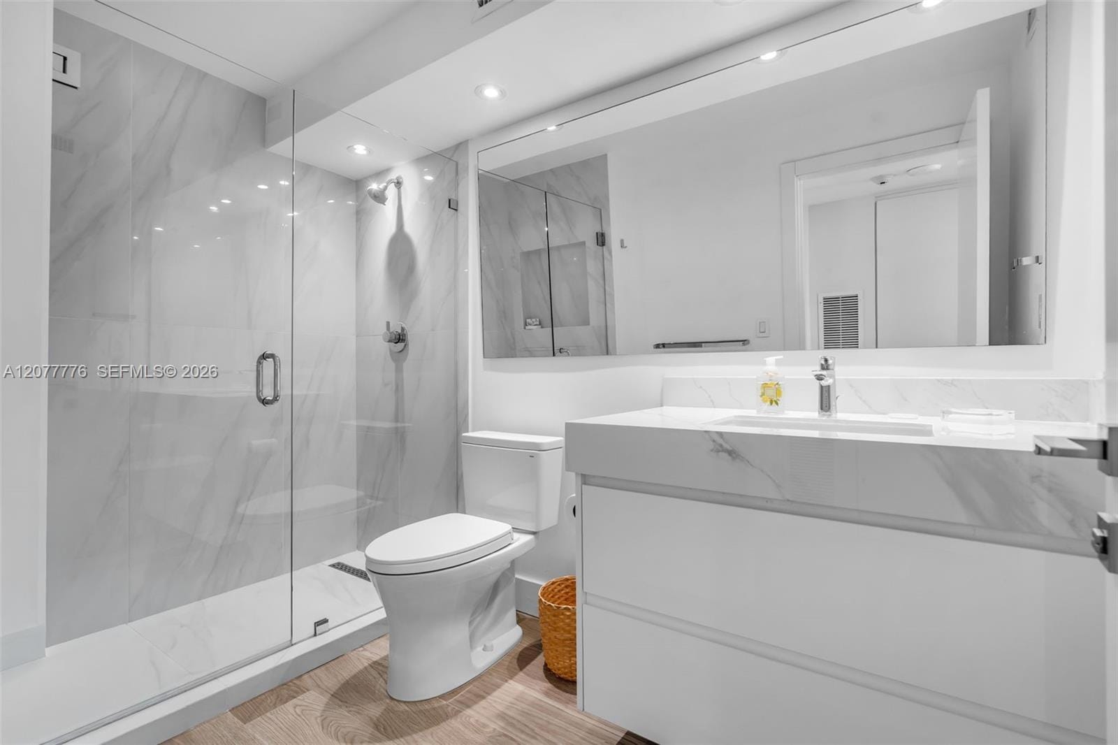 607 Ocean Drive 10K, Key Biscayne, FL 33149 photo 25
