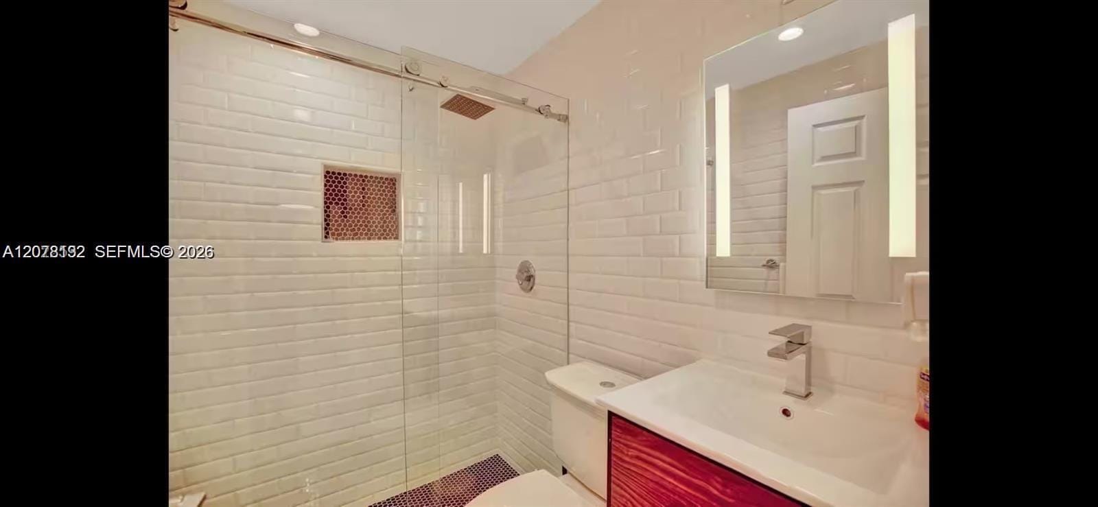 174 NE 47th Street 204 — photo 12