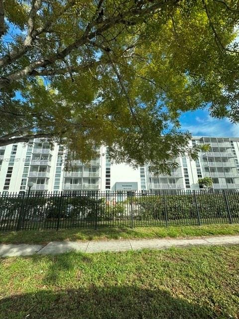 16851 NE 23rd Avenue B402 — photo 1