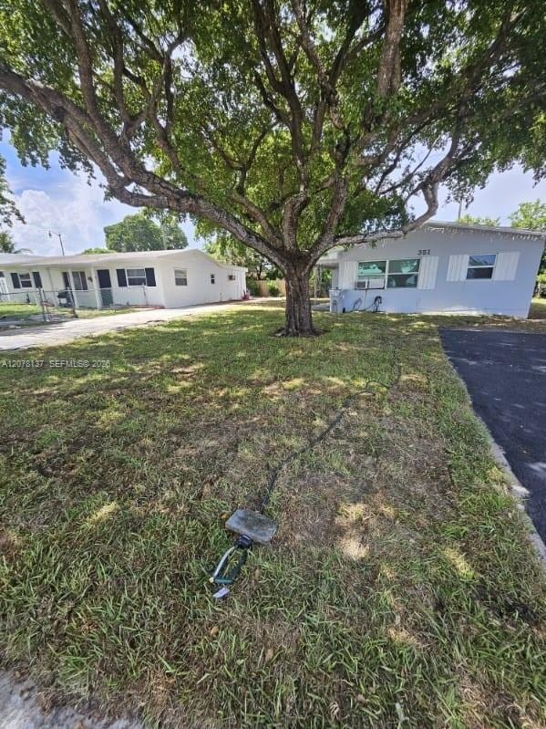 351 NE 25th Court — photo 2
