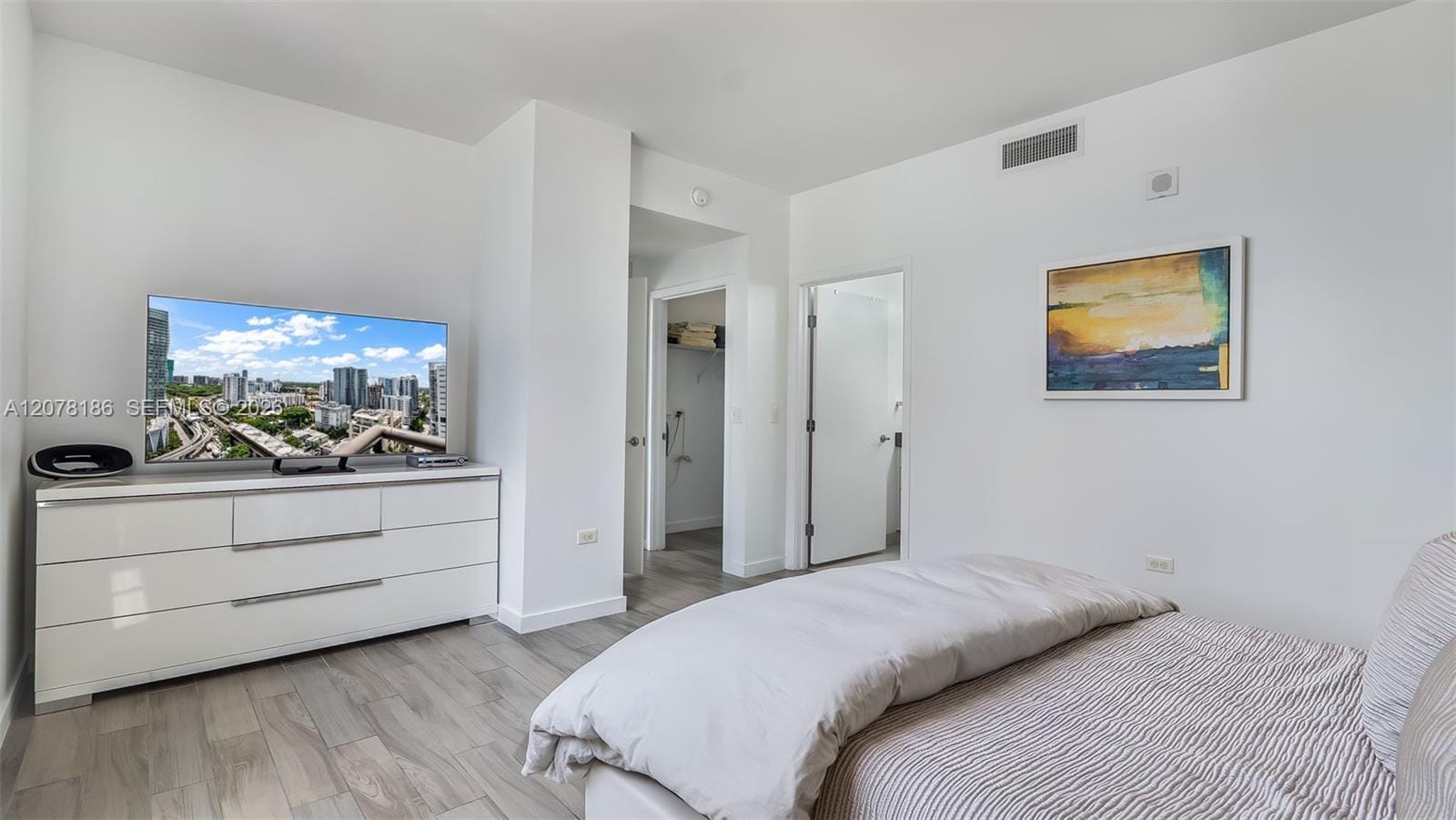 999 SW 1st Avenue 2004, Miami, FL 33130 photo 23