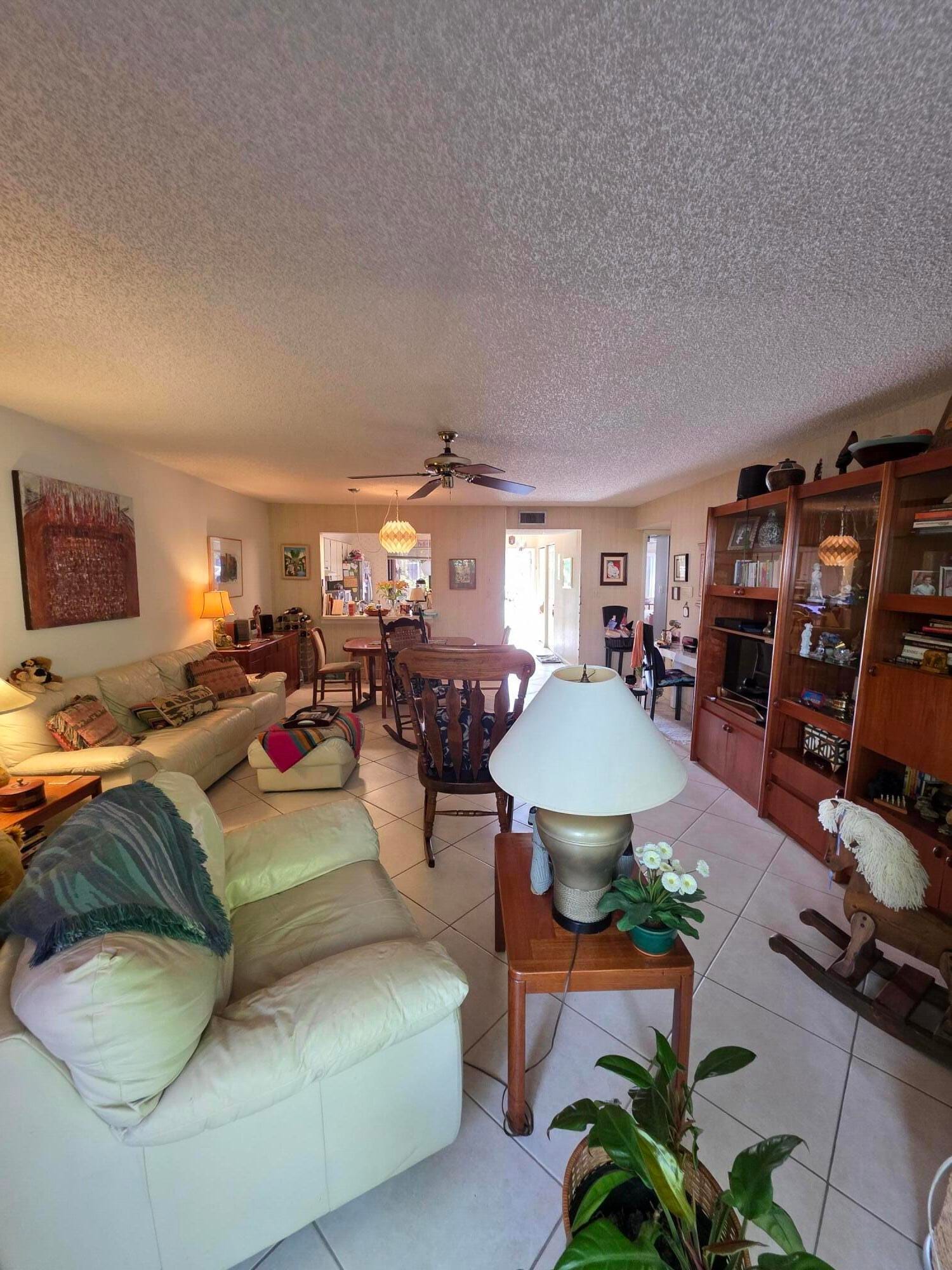 190 SE 7TH Street 103 — photo 3