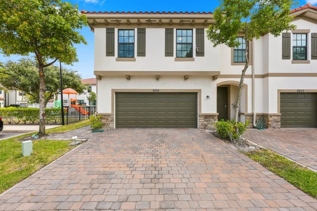 2011 Tamarind Drive, Mediterranea, Riviera Beach, FL