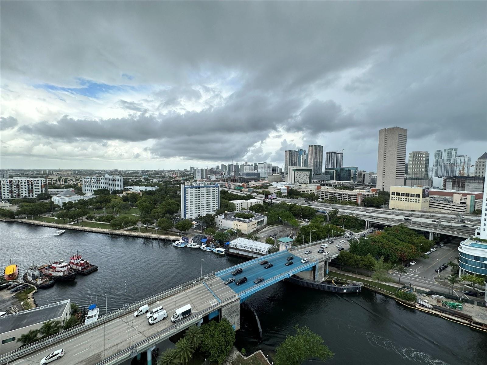 10 S River Drive PHI02, Miami, FL 33130 photo 5