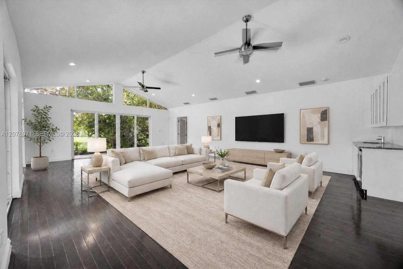 3709 Alhambra Court — photo 10