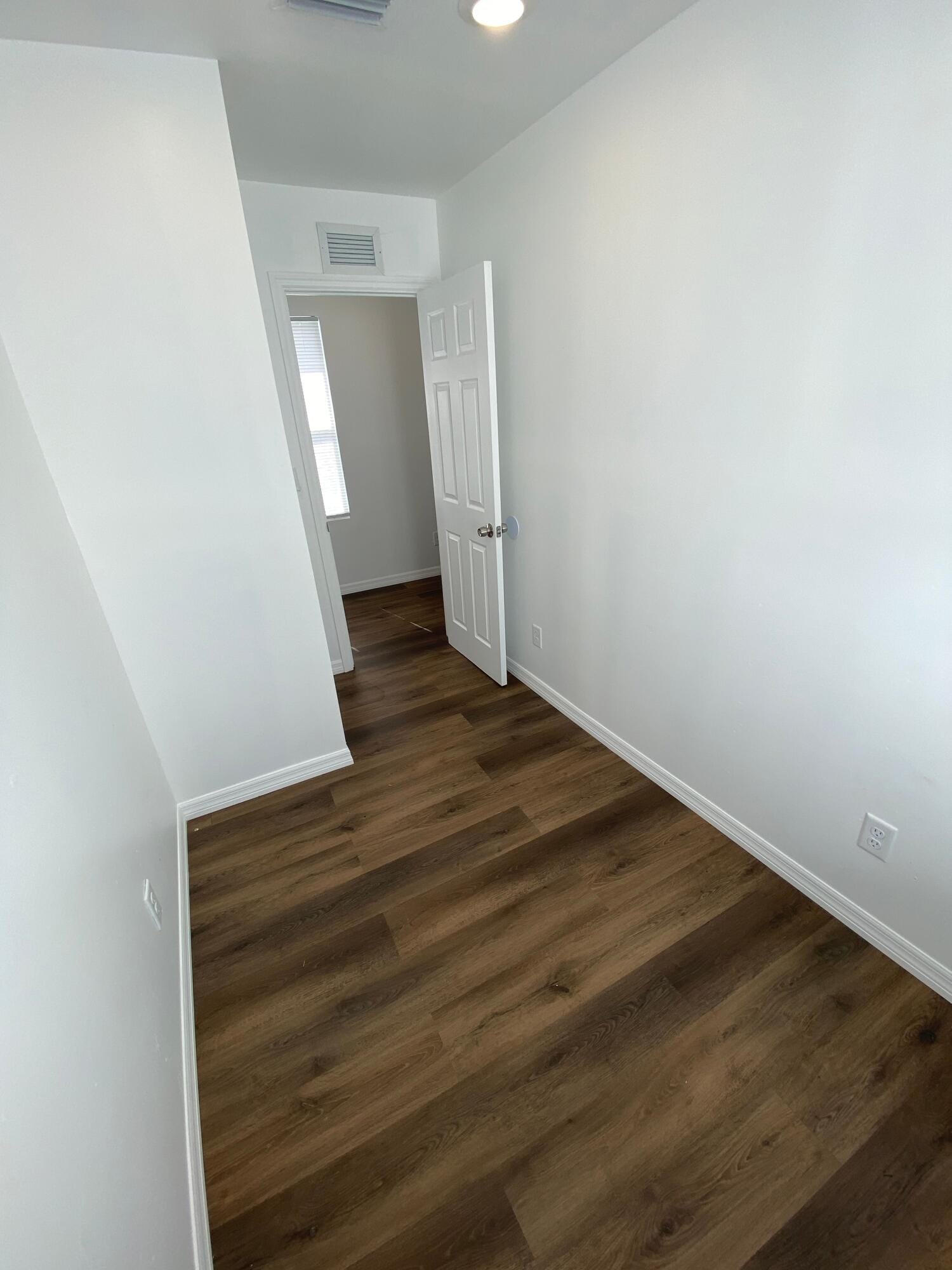641 6th Street — photo 11