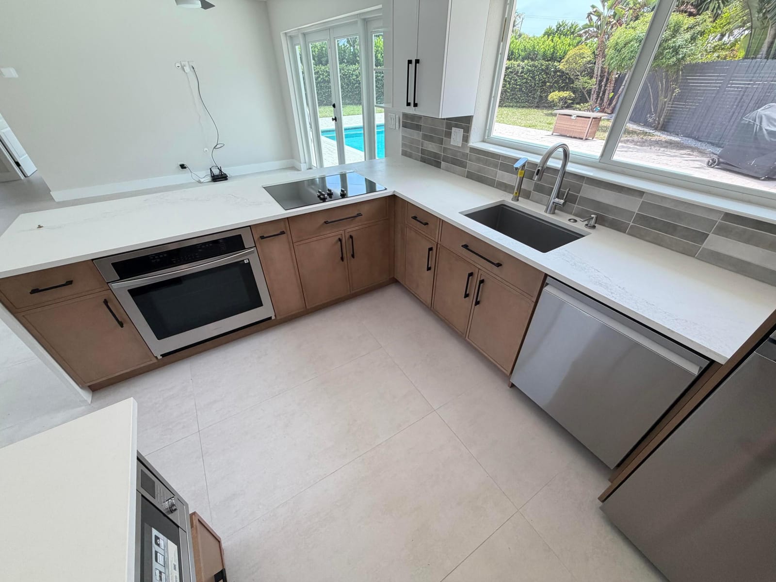 1100 W CAMINO REAL — photo 11