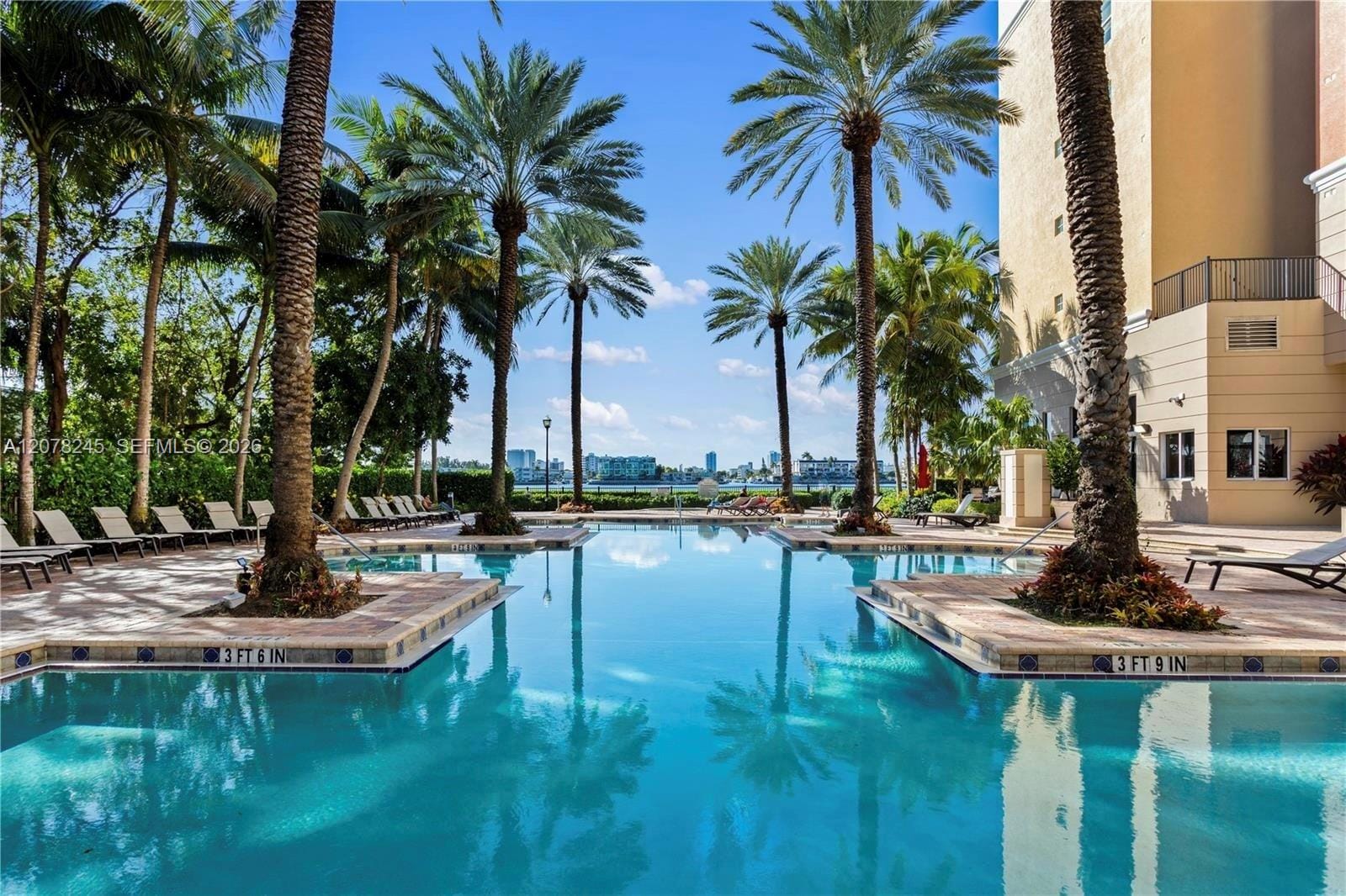 17125 N Bay Road 3105, Sunny Isles Beach, FL 33160