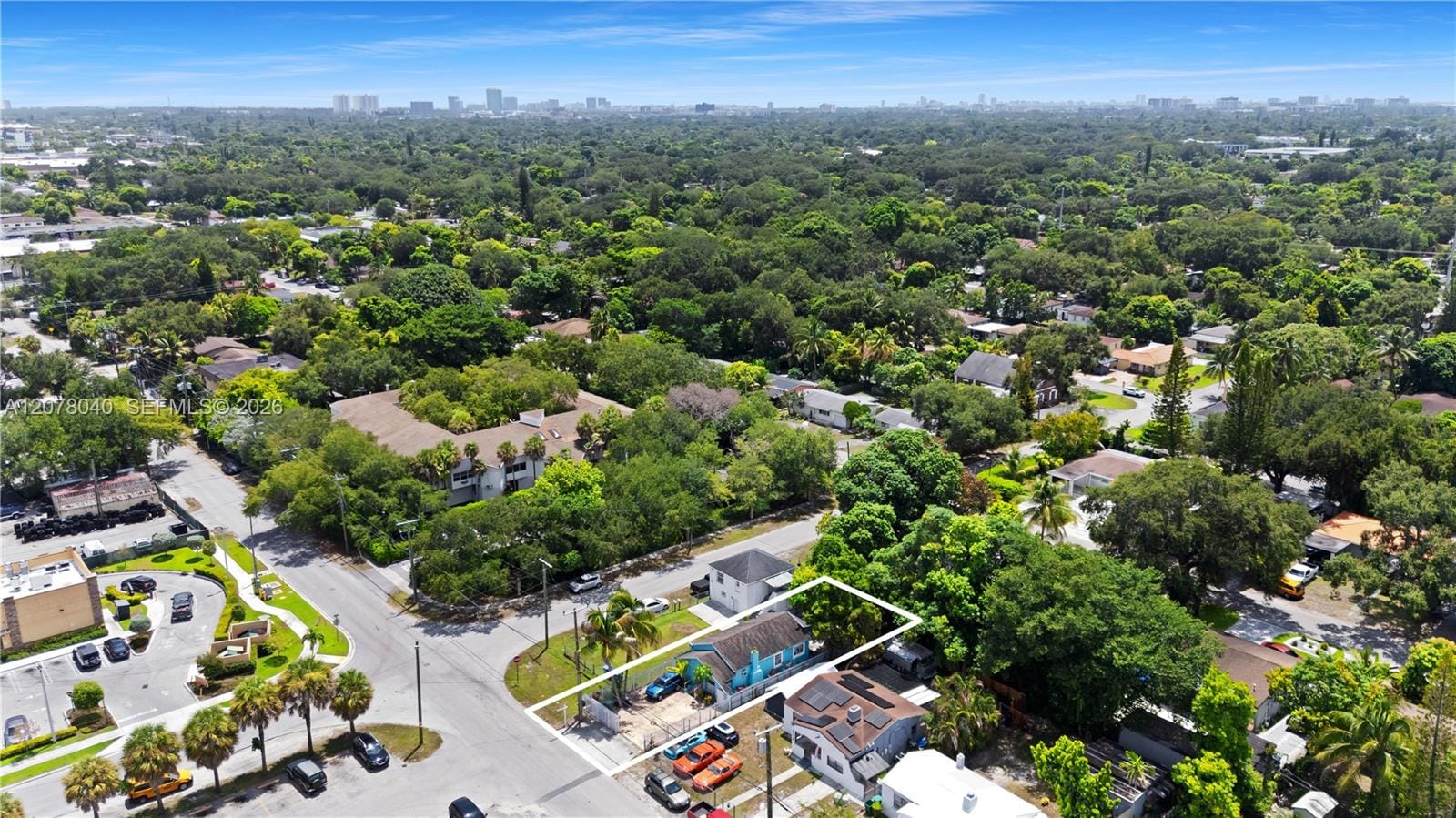 390 NE 166th Street, North Miami, FL 33162 photo 22