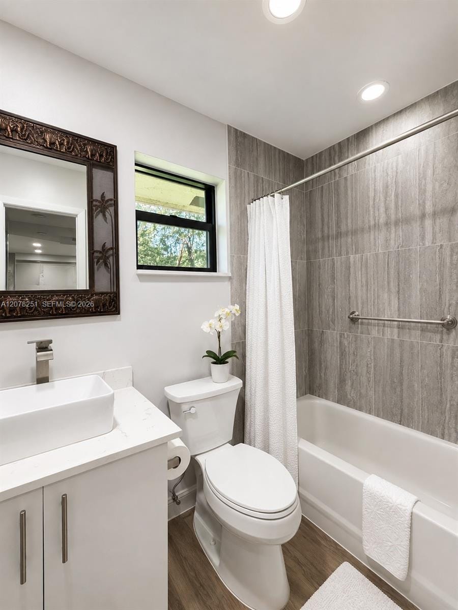 3295 Cocoplum Circle 3323 — photo 9