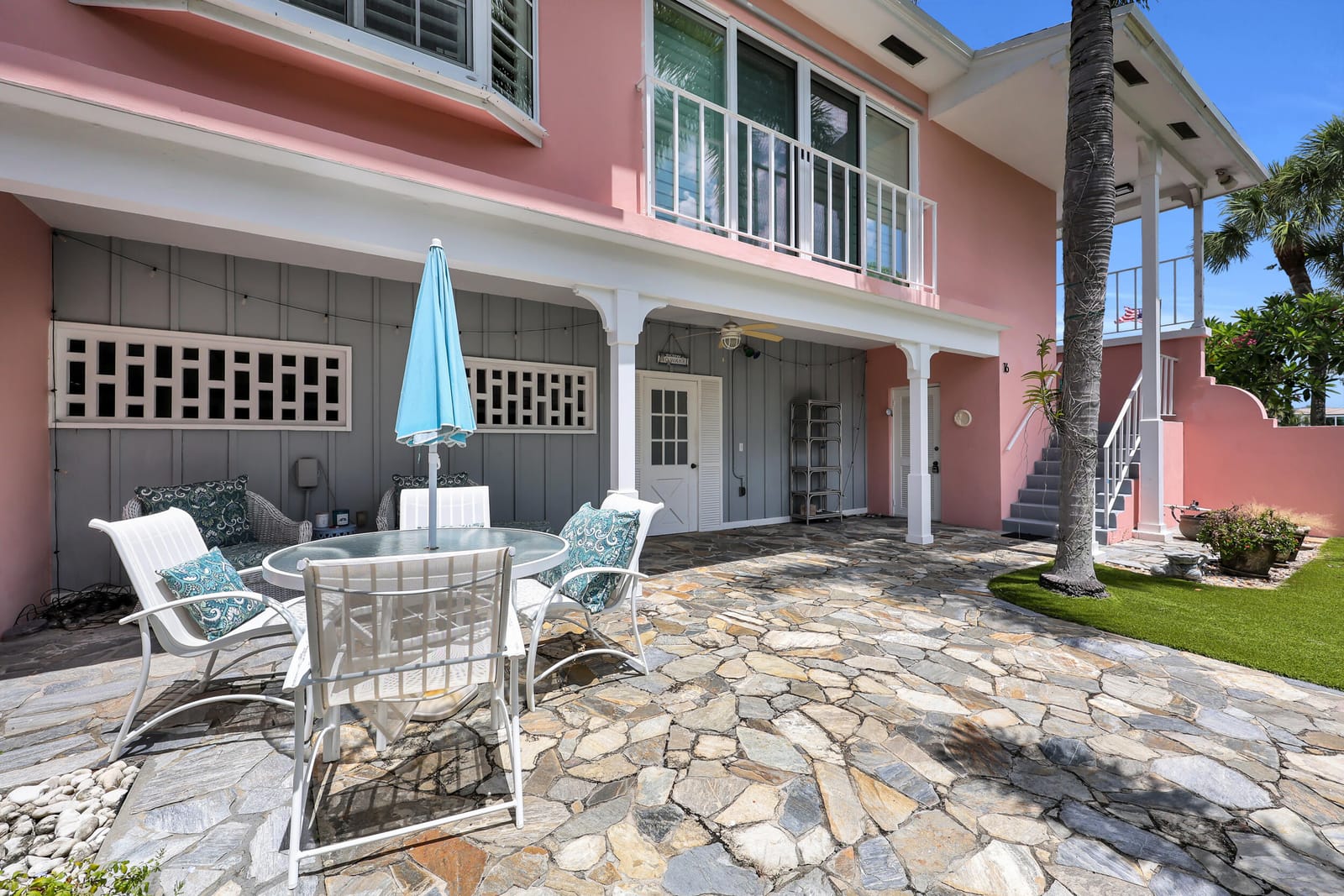 475 Tequesta Drive 16, Tequesta, FL 33469