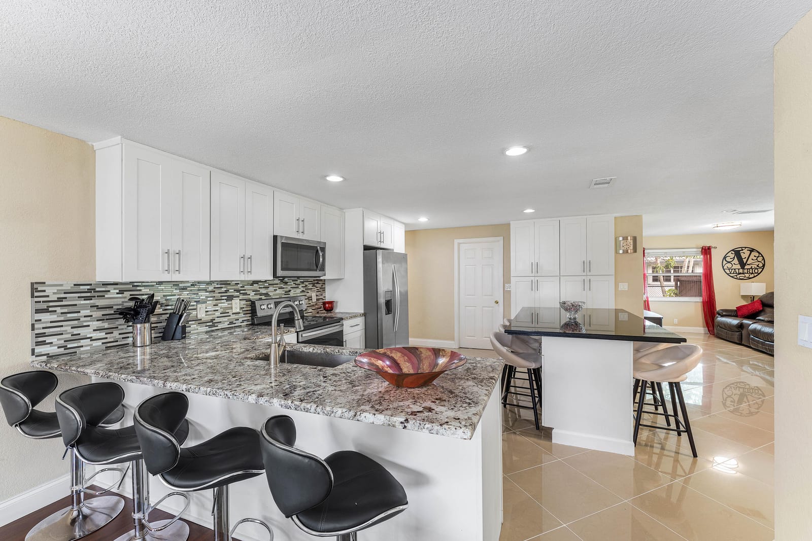 4025 NW 105TH Avenue, Coral Springs, FL 33065 photo 3