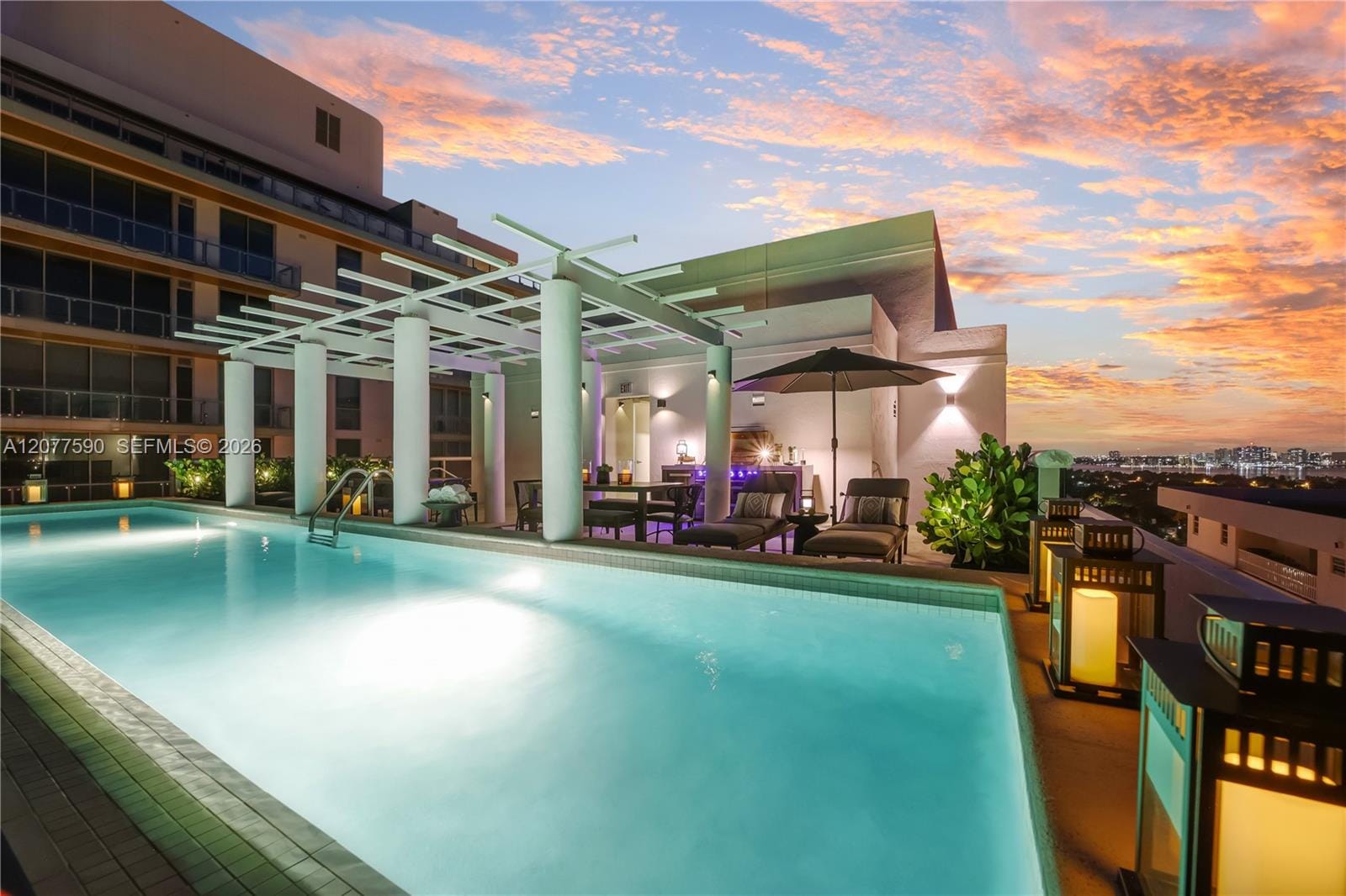 5801 Collins Avenue PH1600 — photo 11