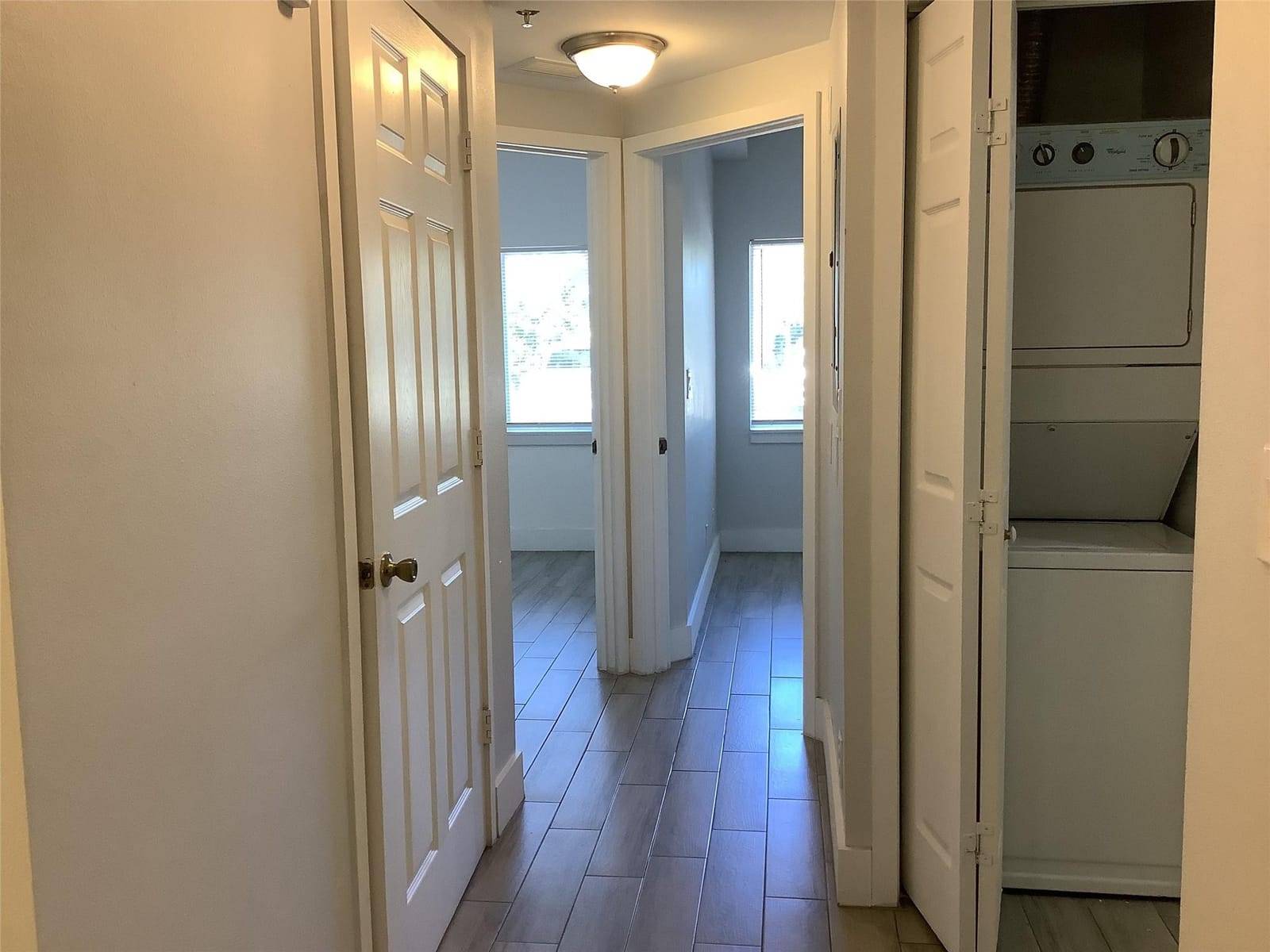 1161 GOLDEN LAKES Boulevard 1316 — photo 3
