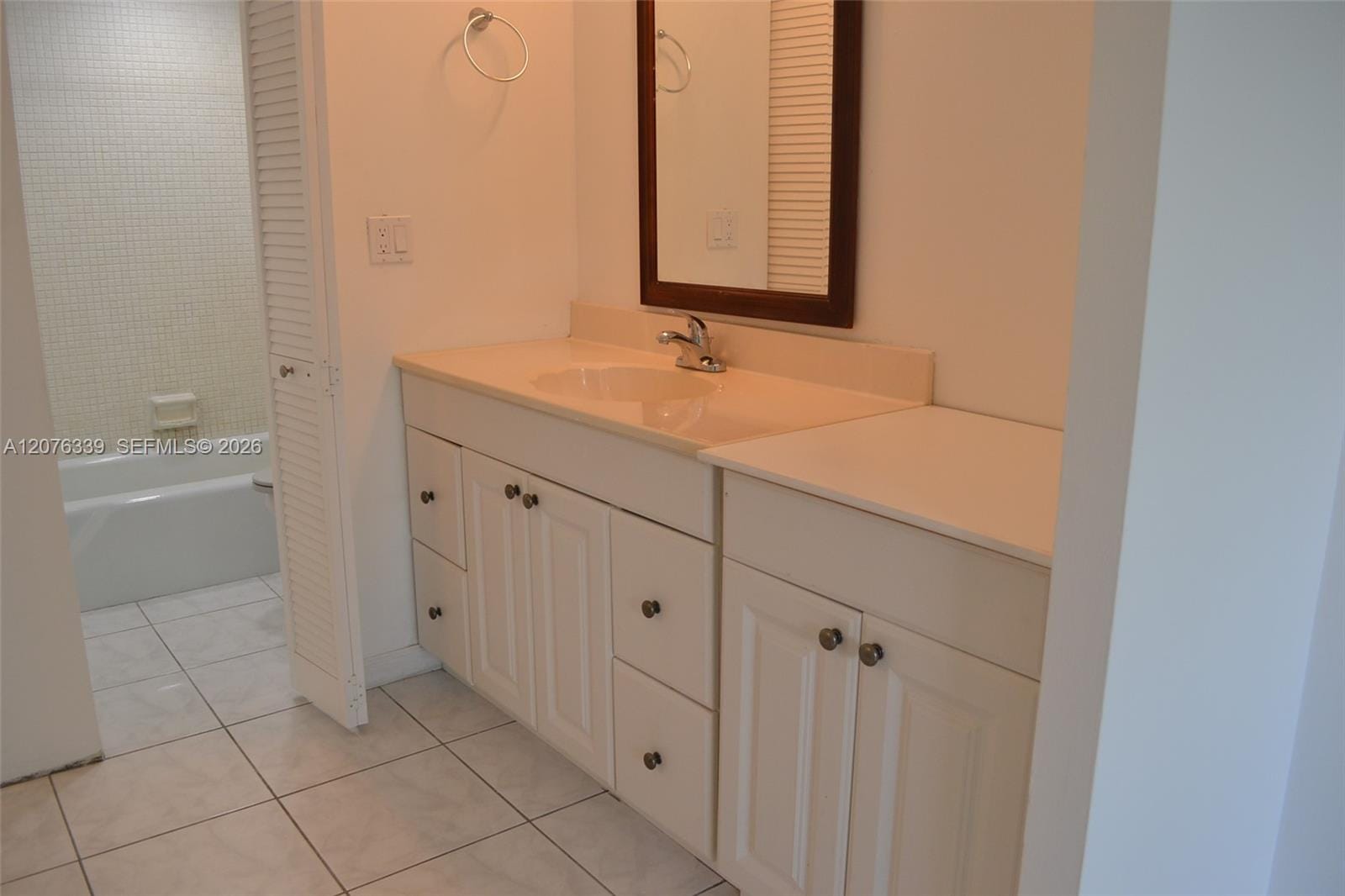 3670 Inverrary Drive 2D — photo 11