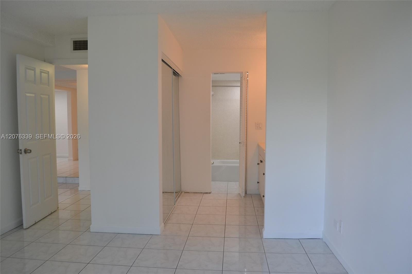 3670 Inverrary Drive 2D — photo 9