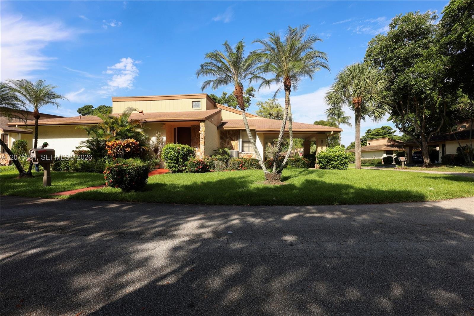 8050 Palmetto Palm Circle 55 — photo 3