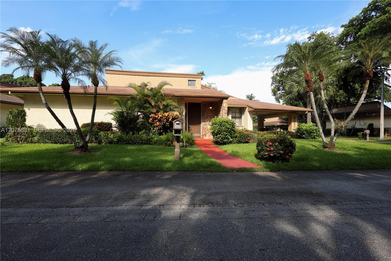 8050 Palmetto Palm Circle 55 — photo 4