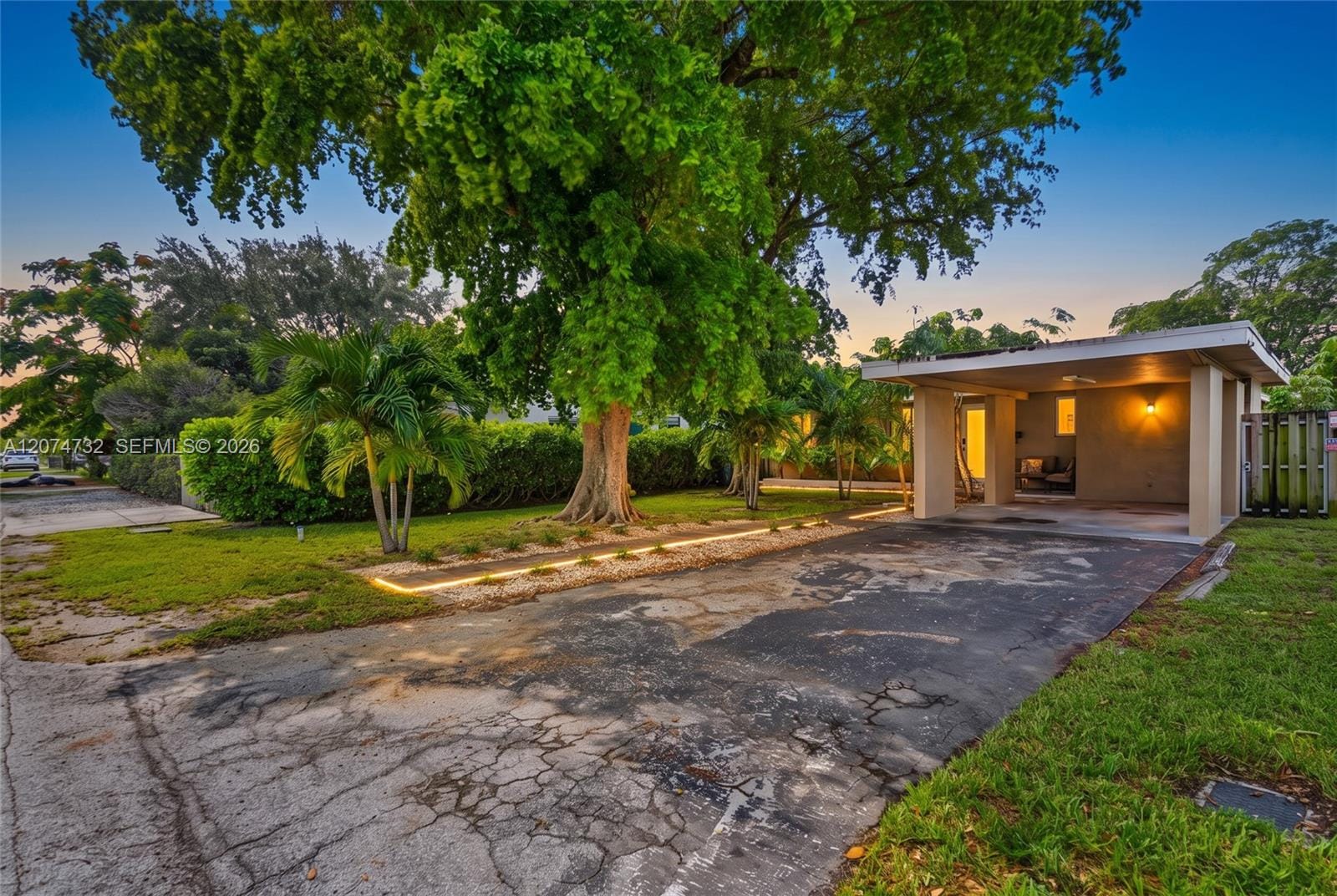 2904 Van Buren Street, Hollywood, FL 33020