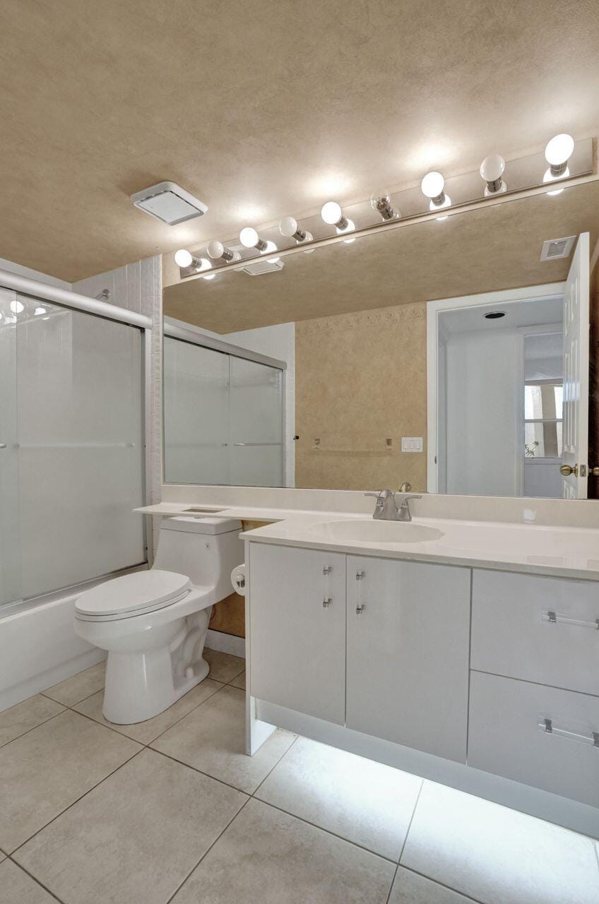 7411 GRANVILLE Drive 106 — photo 5
