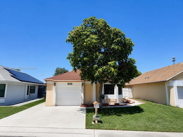 840 W Palm Run Drive, North Lauderdale, FL 33068