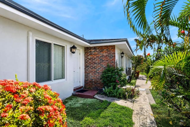 27 NW 14TH Avenue A, Delray Beach, FL 33444